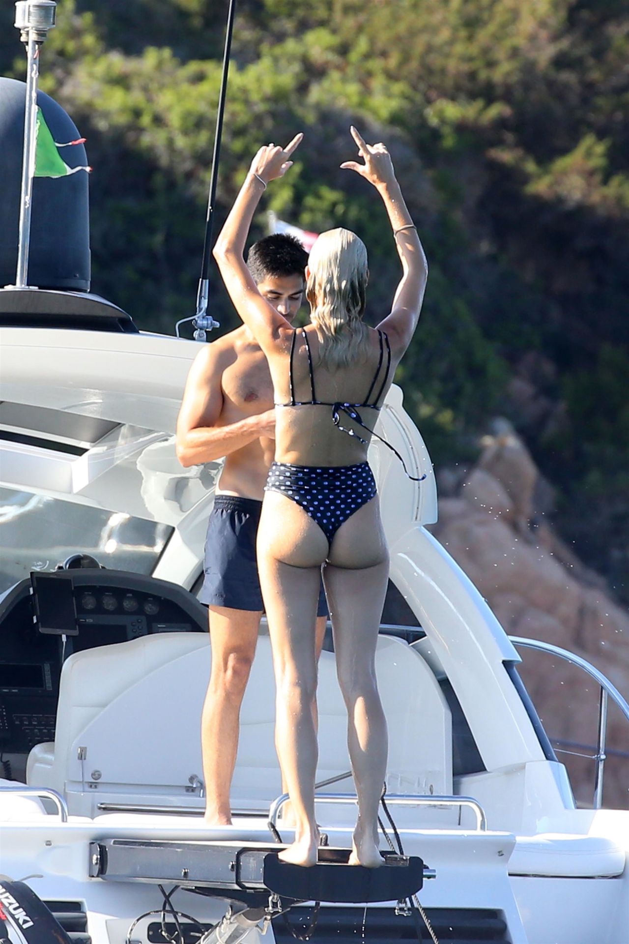 Devon Windsor Sexy 013