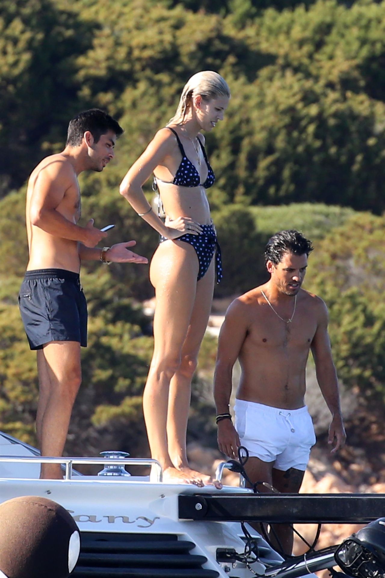 Devon Windsor Sexy 022