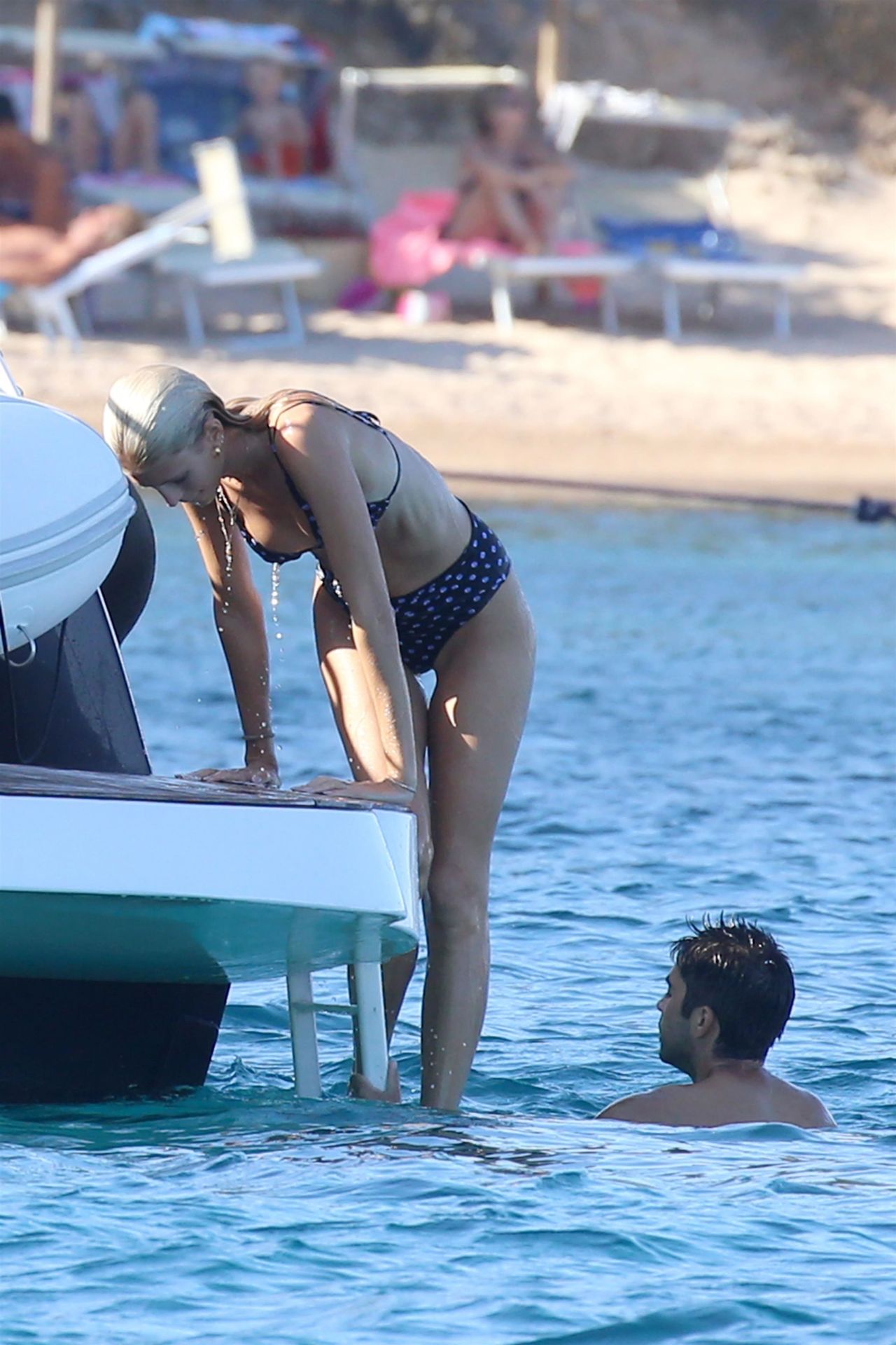 Devon Windsor Sexy 030