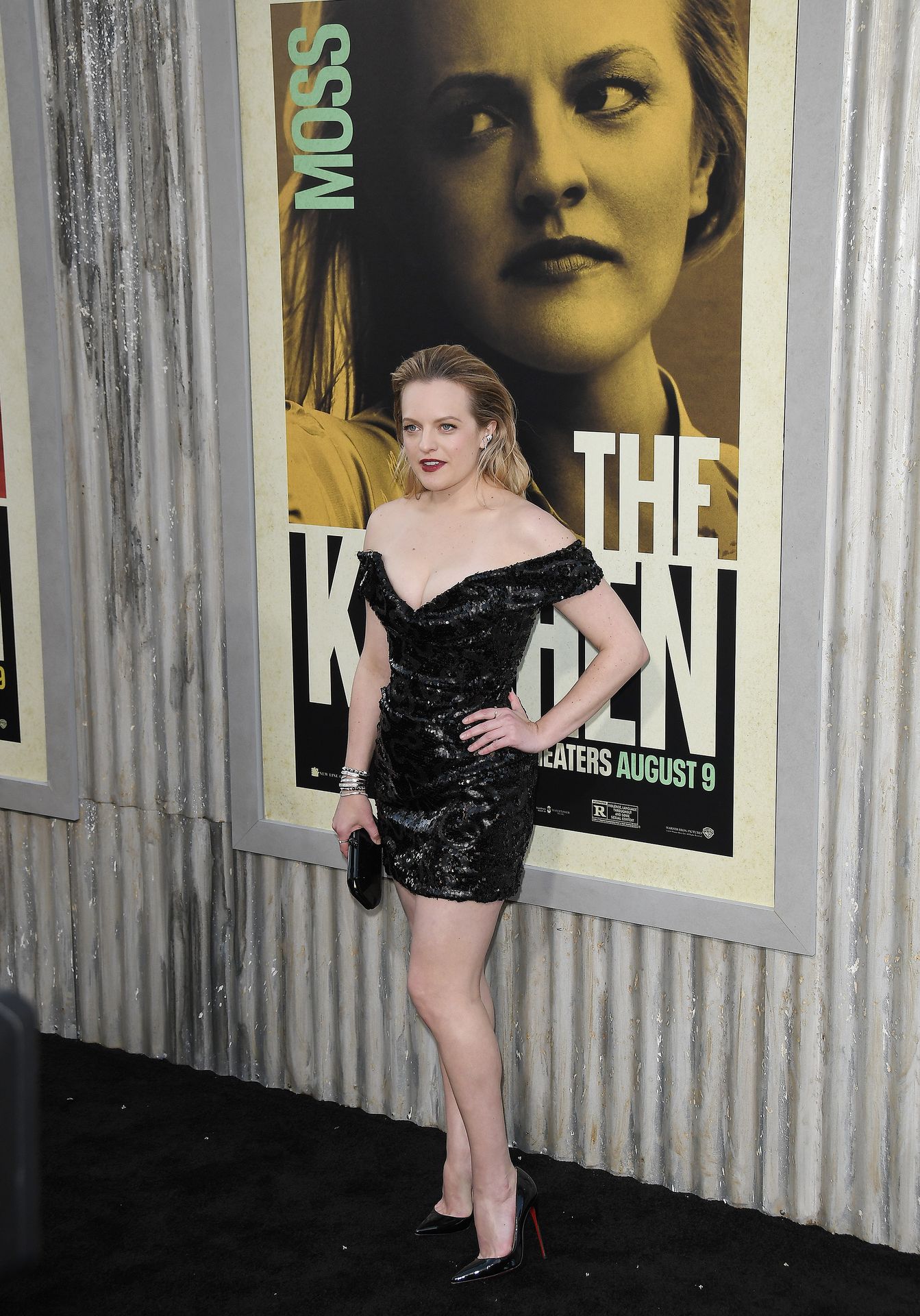 Elisabeth Moss Sexy 014