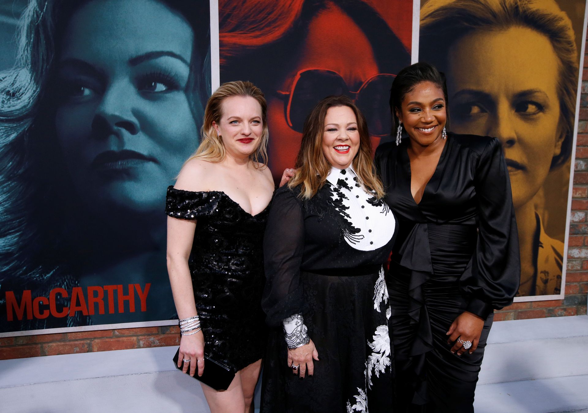 Elisabeth Moss Sexy 027