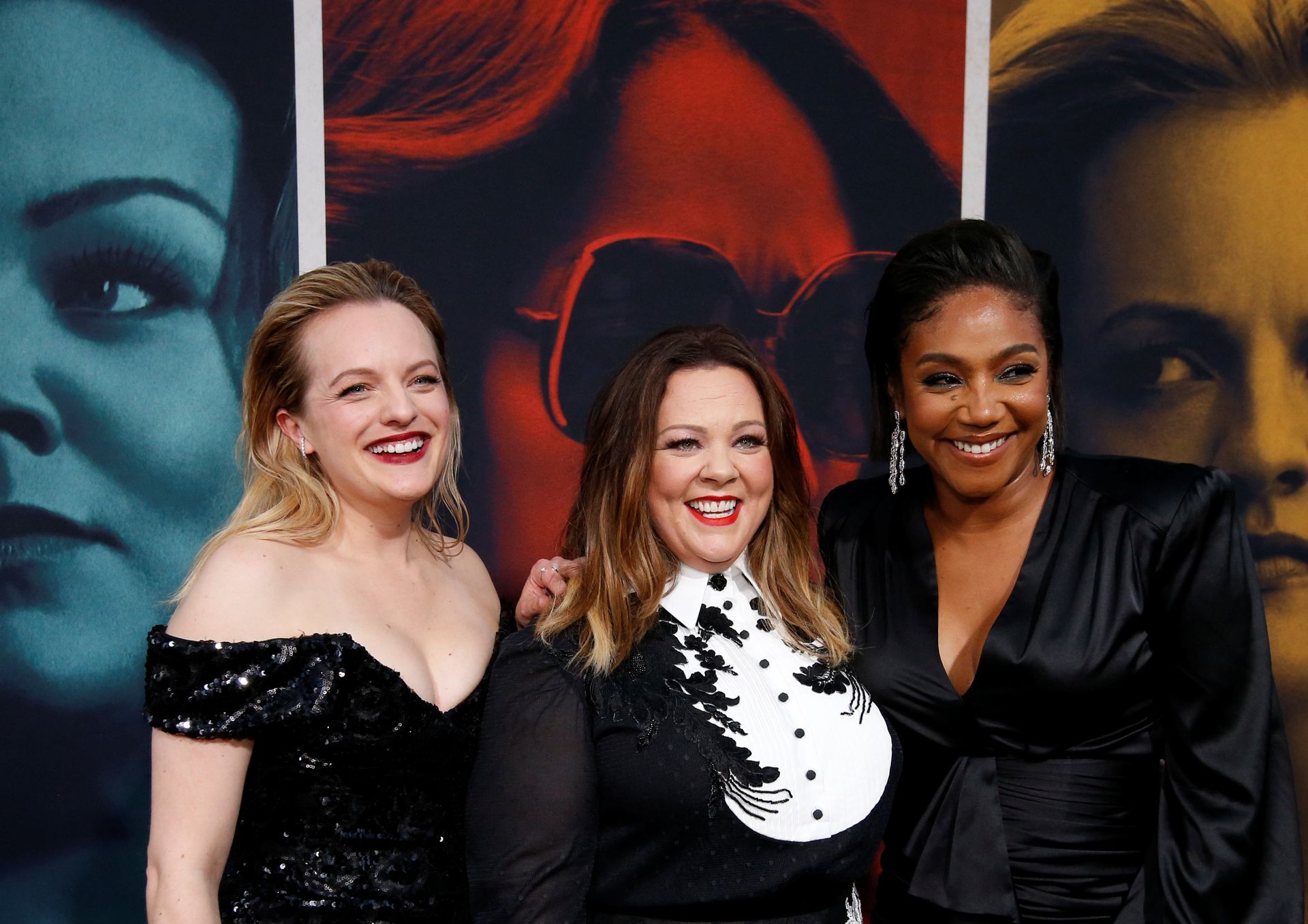 Elisabeth Moss Sexy 028