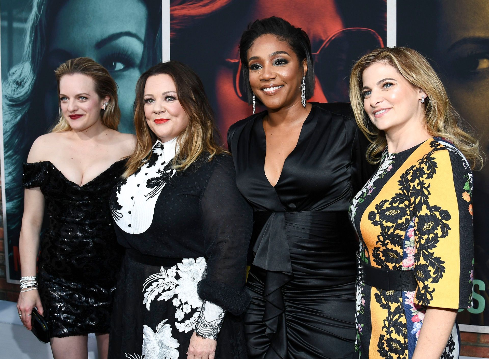 Elisabeth Moss Sexy 094