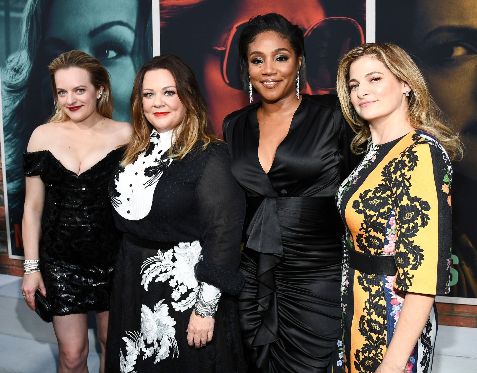 Elisabeth Moss Sexy 095