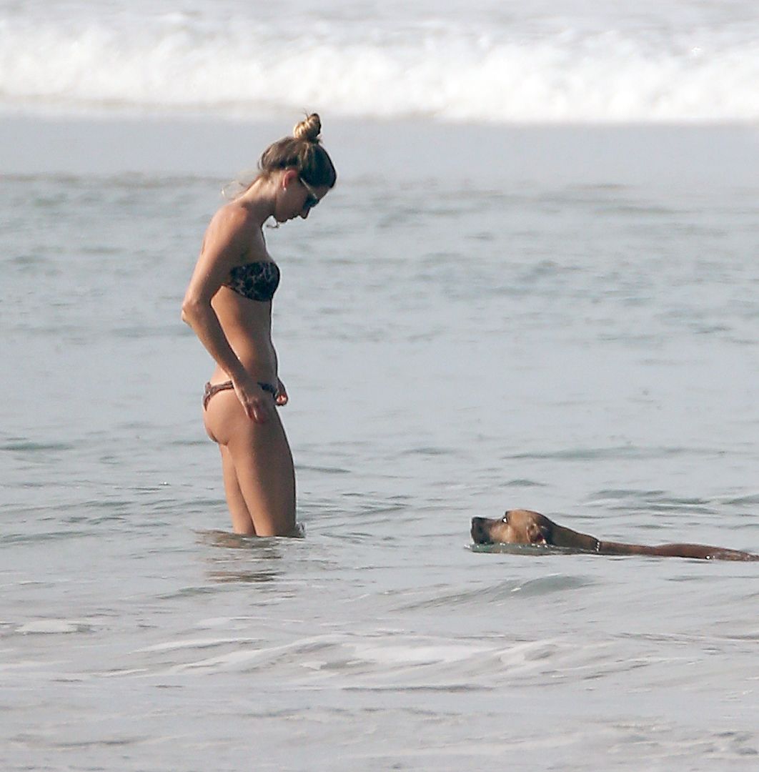 Gisele Bundchen Sexy 014