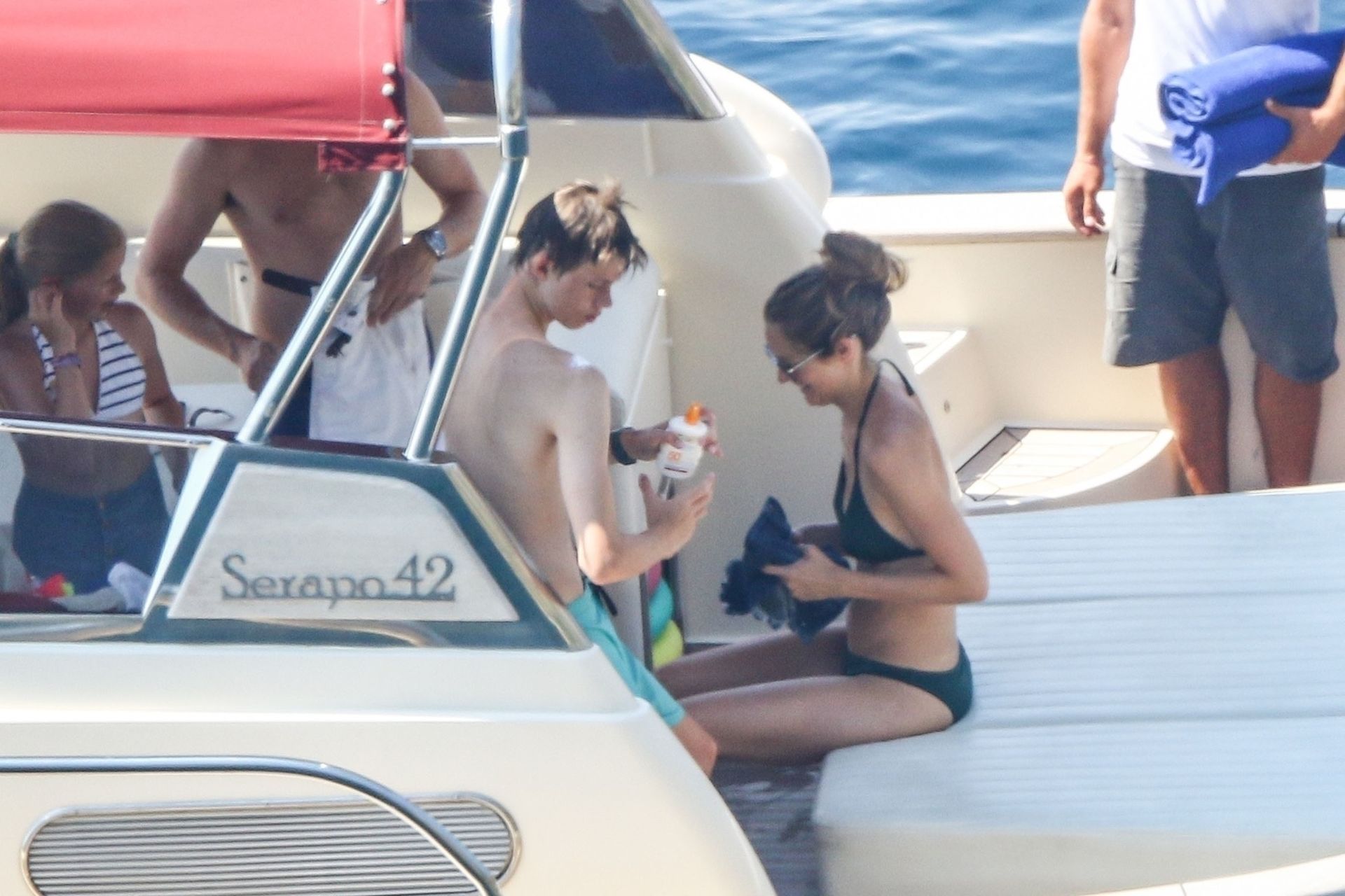 Hannah Bagshawe Sexy 041