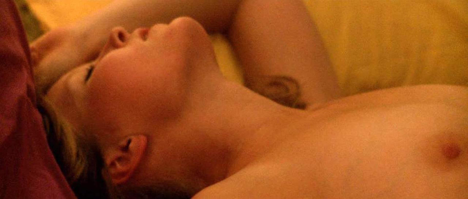 Heidi M. Sallows, Cat Smits Nude – Bumblefuck, Usa 001