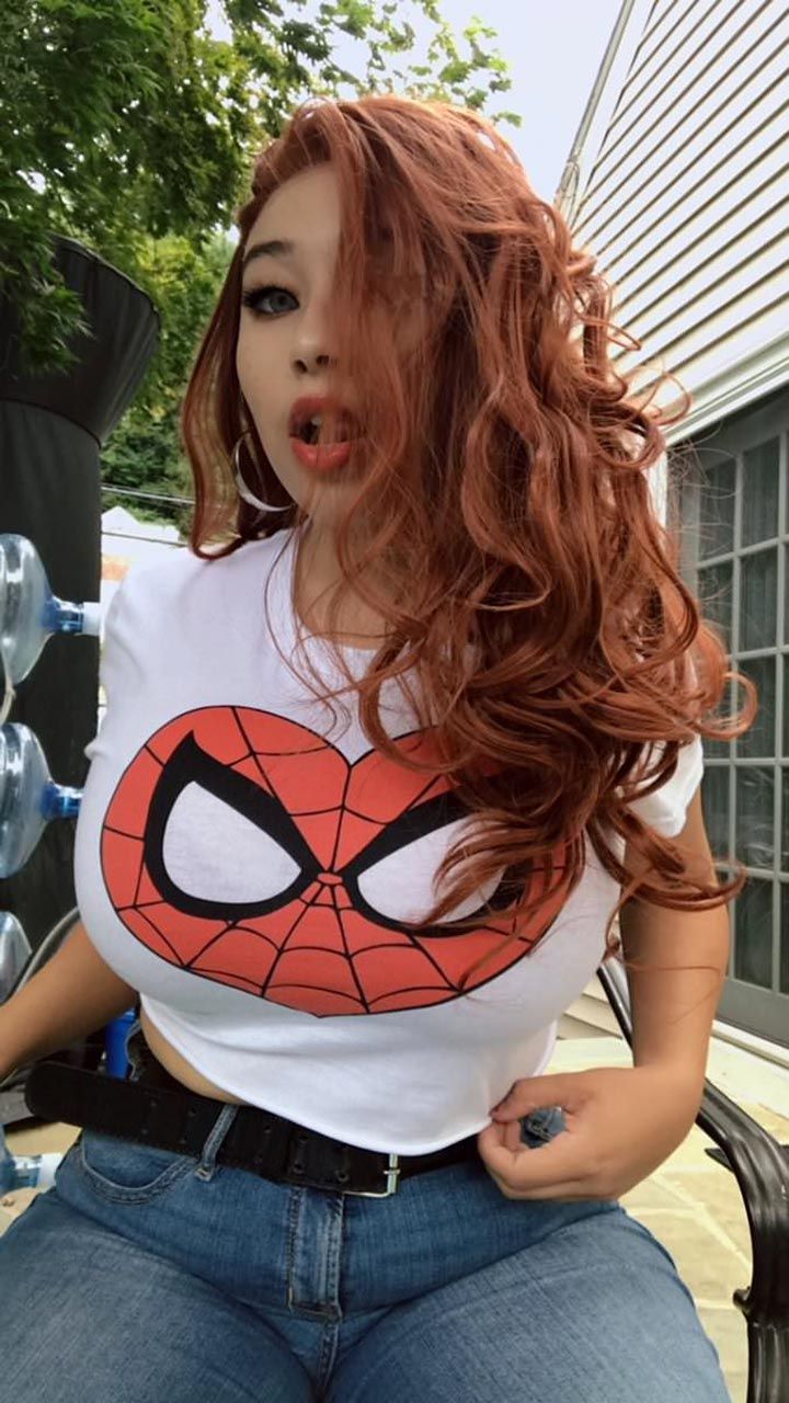 Joselyn “thriccey” Alexandra Nude & Sexy 016