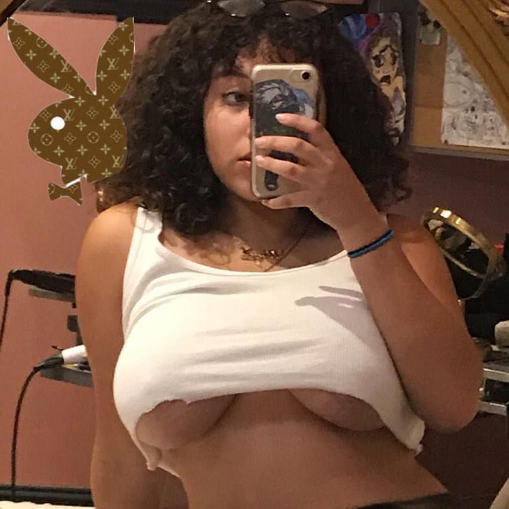 Joselyn “thriccey” Alexandra Nude & Sexy 020