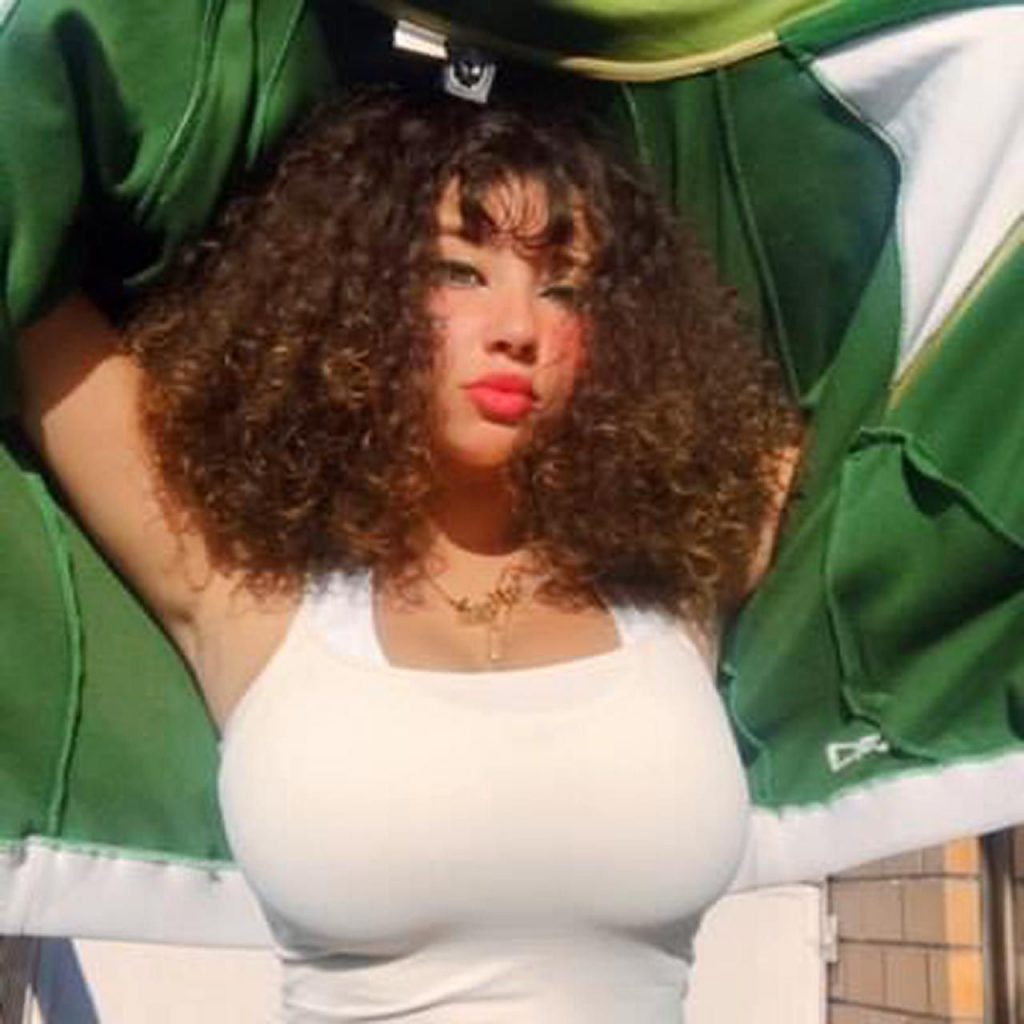 Joselyn “thriccey” Alexandra Nude & Sexy 029