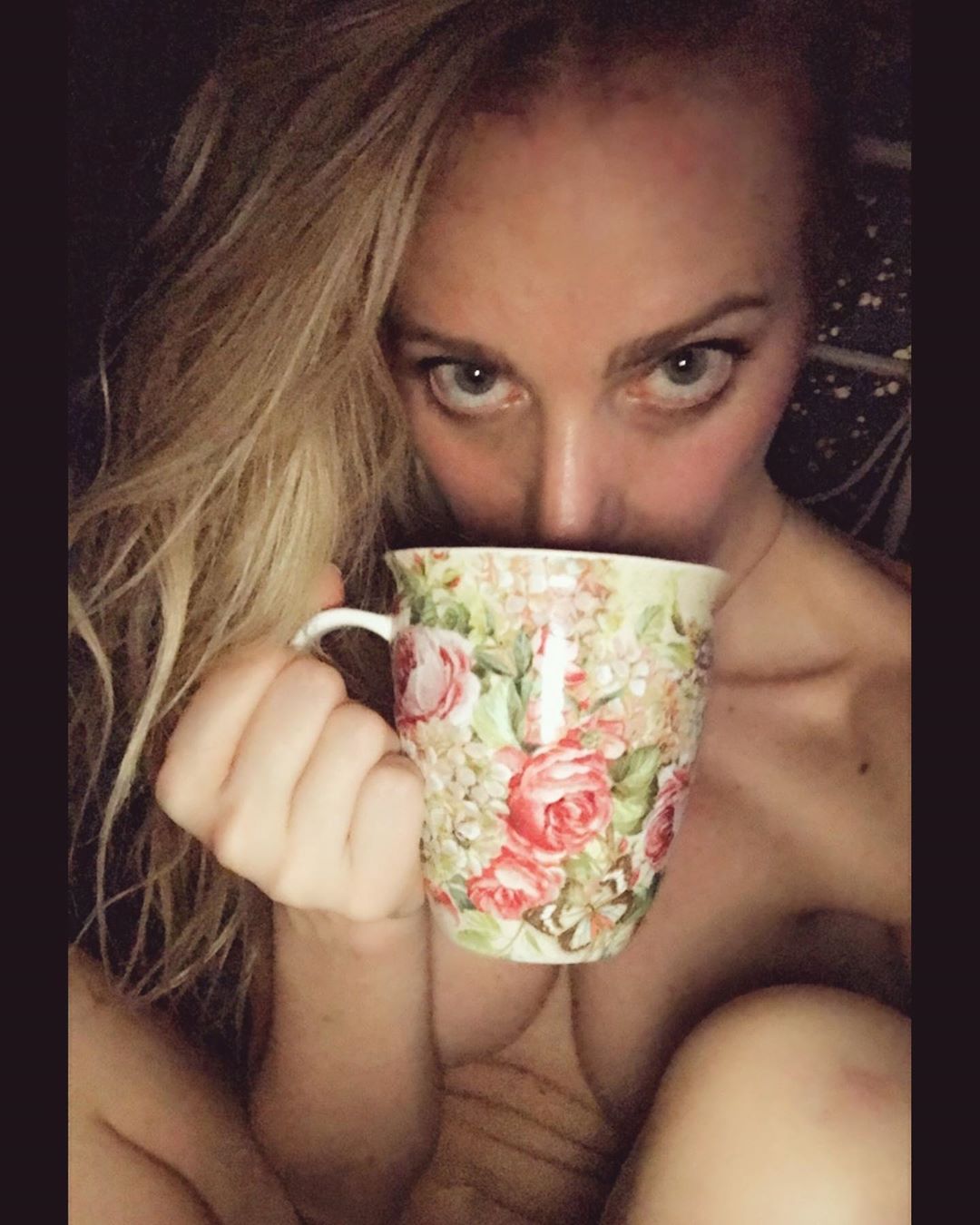 Kate Quigley Nude & Sexy 015