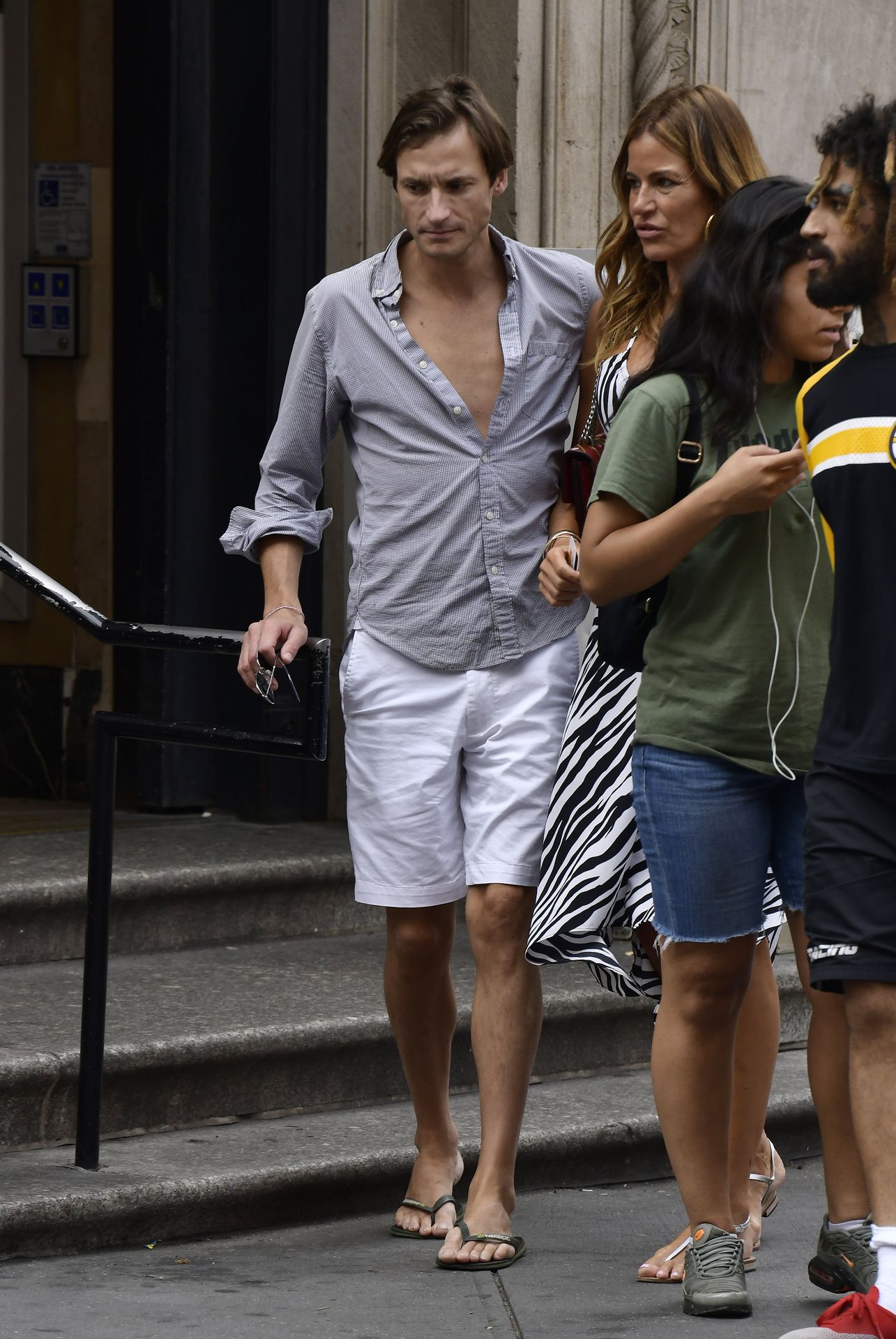 Kelly Bensimon Sexy 012