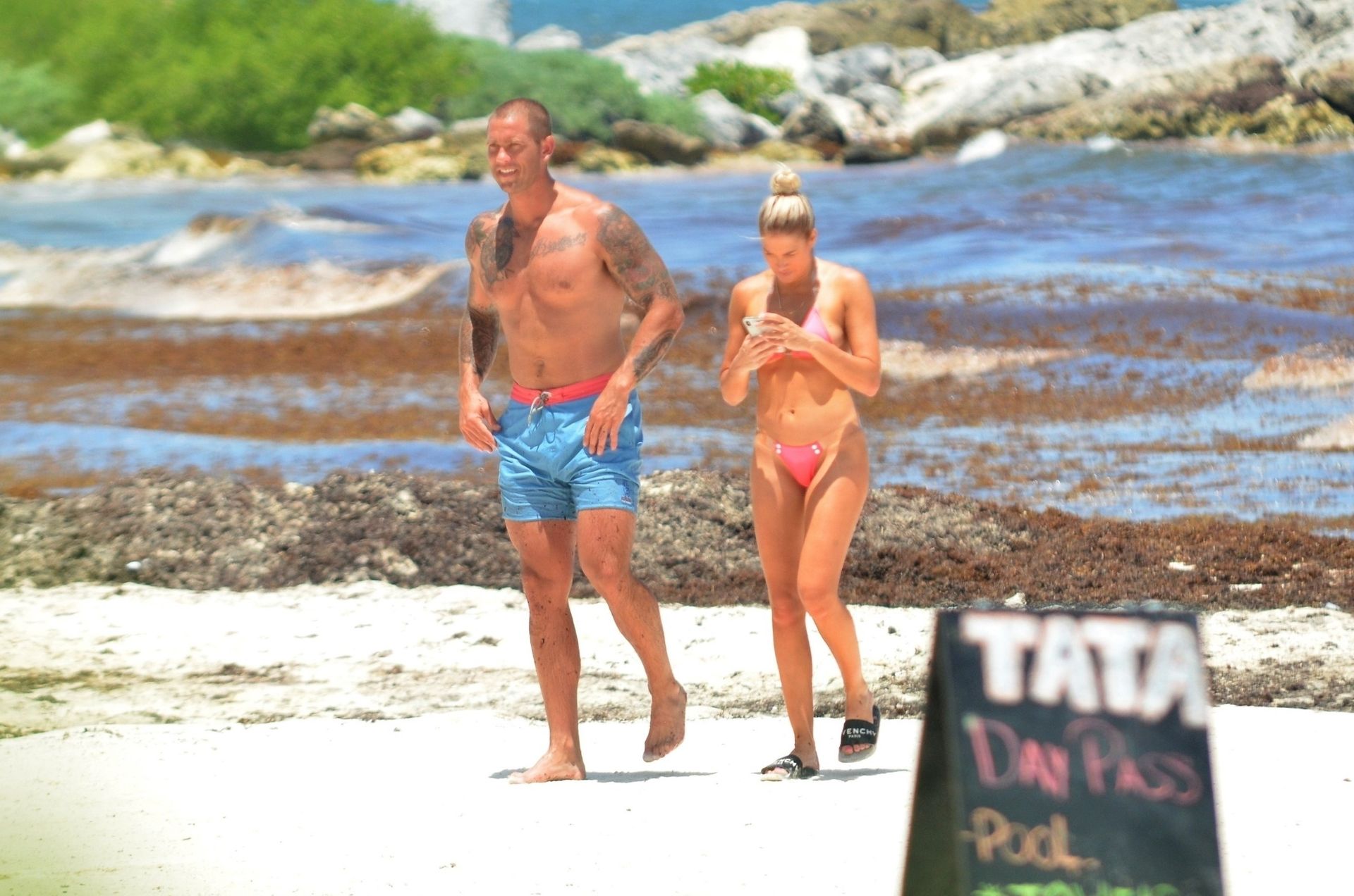 Kelly Kelly Sexy 026