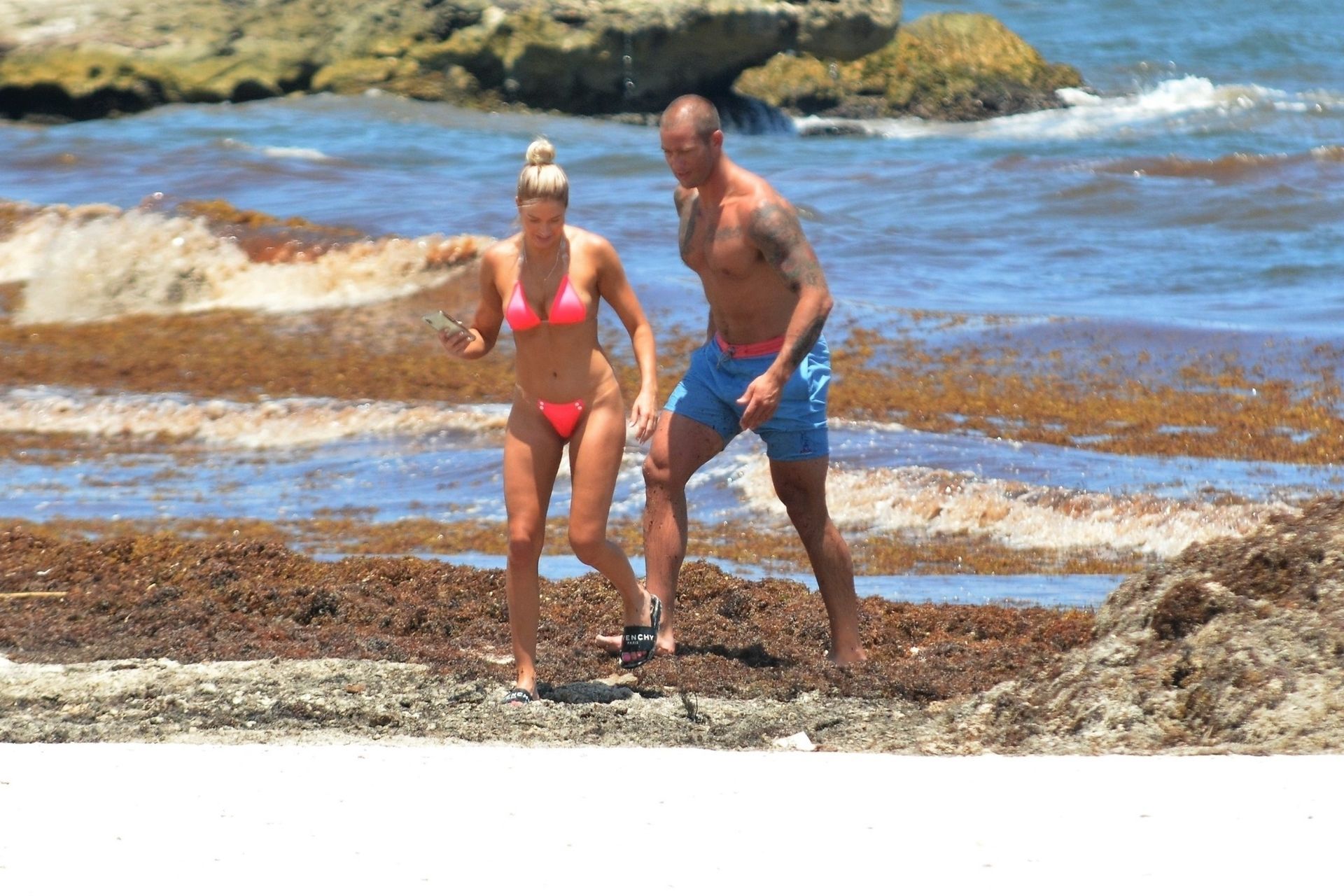 Kelly Kelly Sexy 033