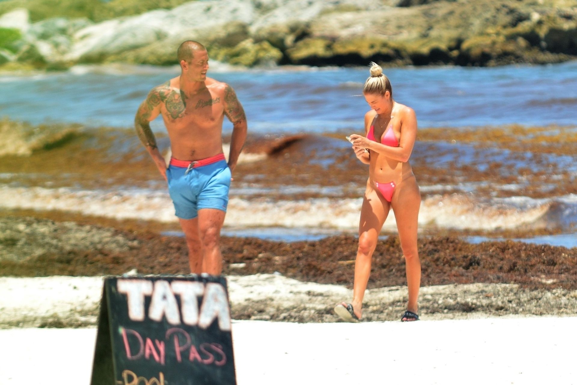 Kelly Kelly Sexy 051