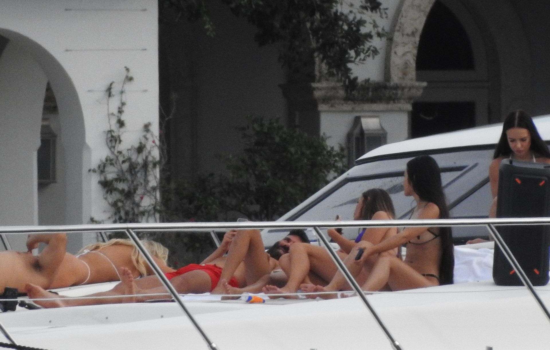 Kinsey Wolanski, Leidy Amelia, Etc Sexy 011