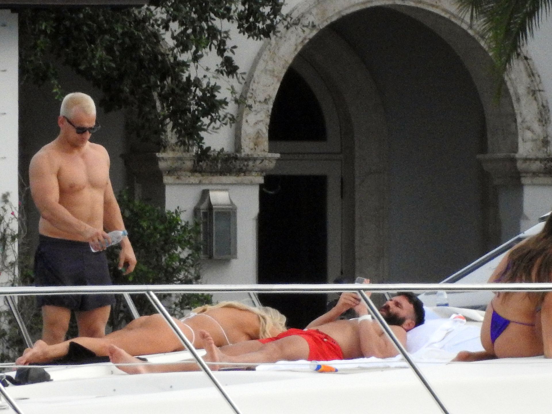 Kinsey Wolanski, Leidy Amelia, Etc Sexy 017