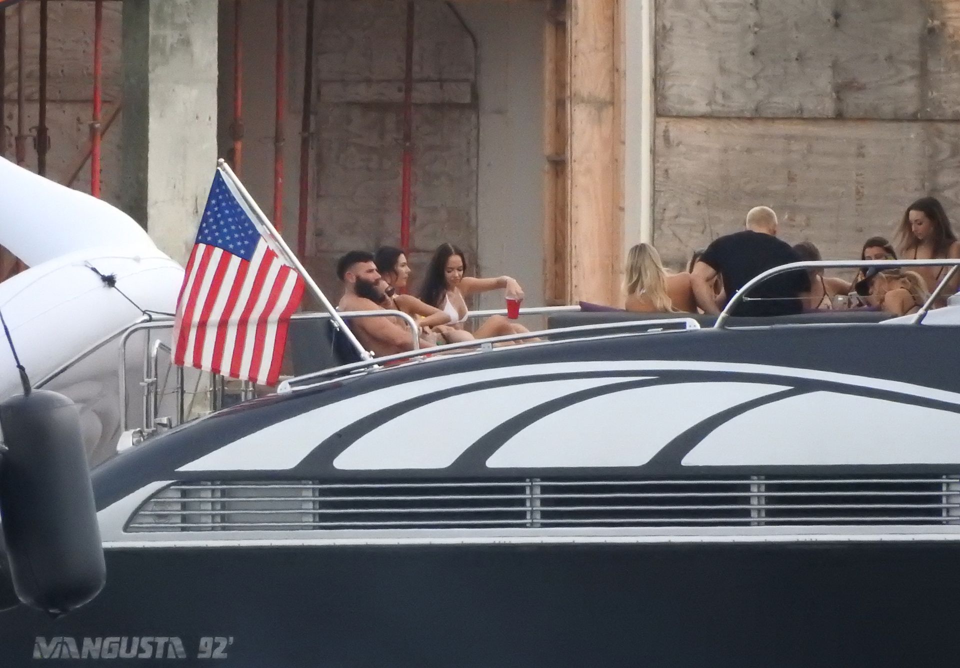 Kinsey Wolanski, Leidy Amelia, Etc Sexy 022