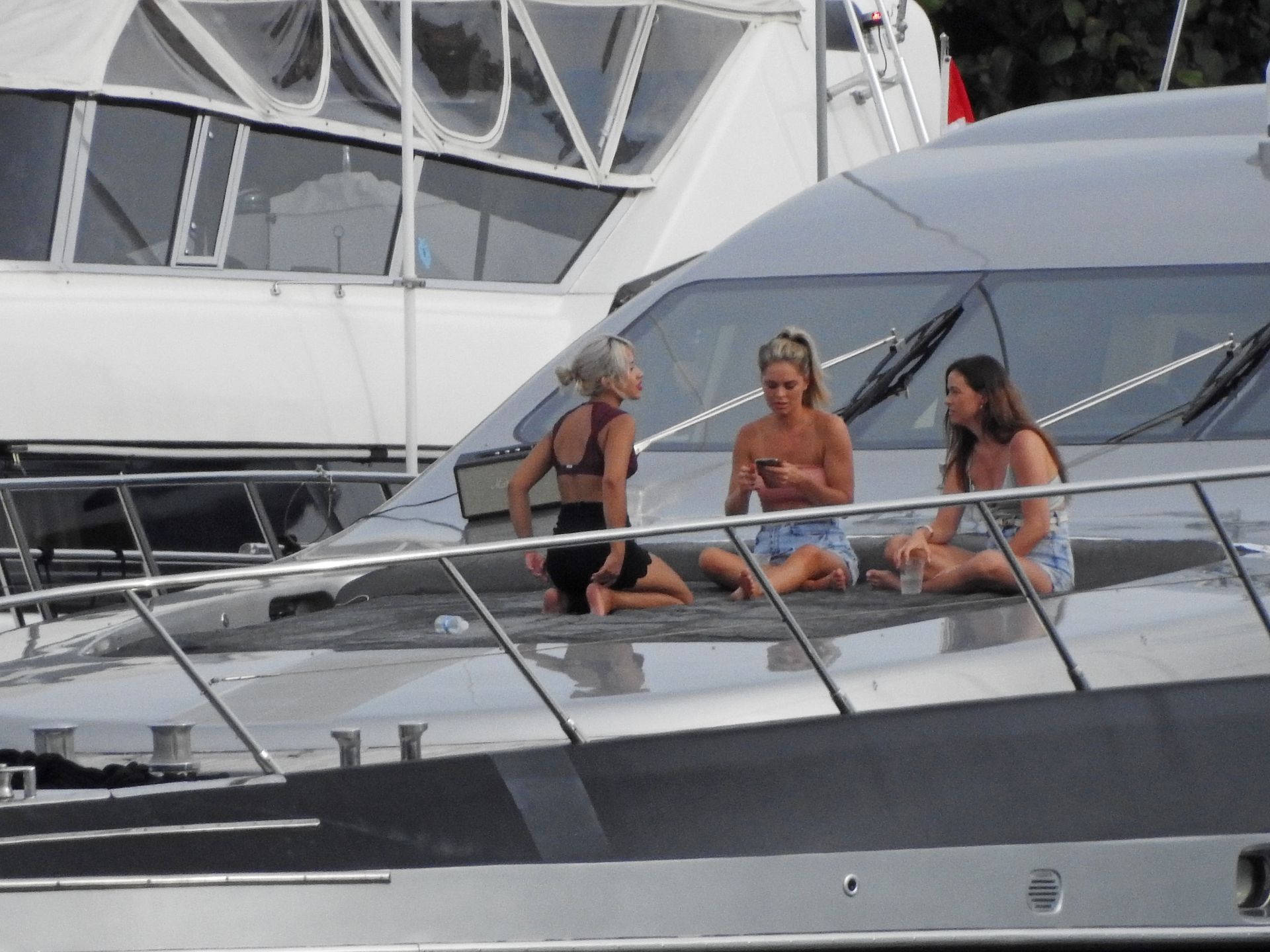 Kinsey Wolanski, Leidy Amelia, Etc Sexy 028