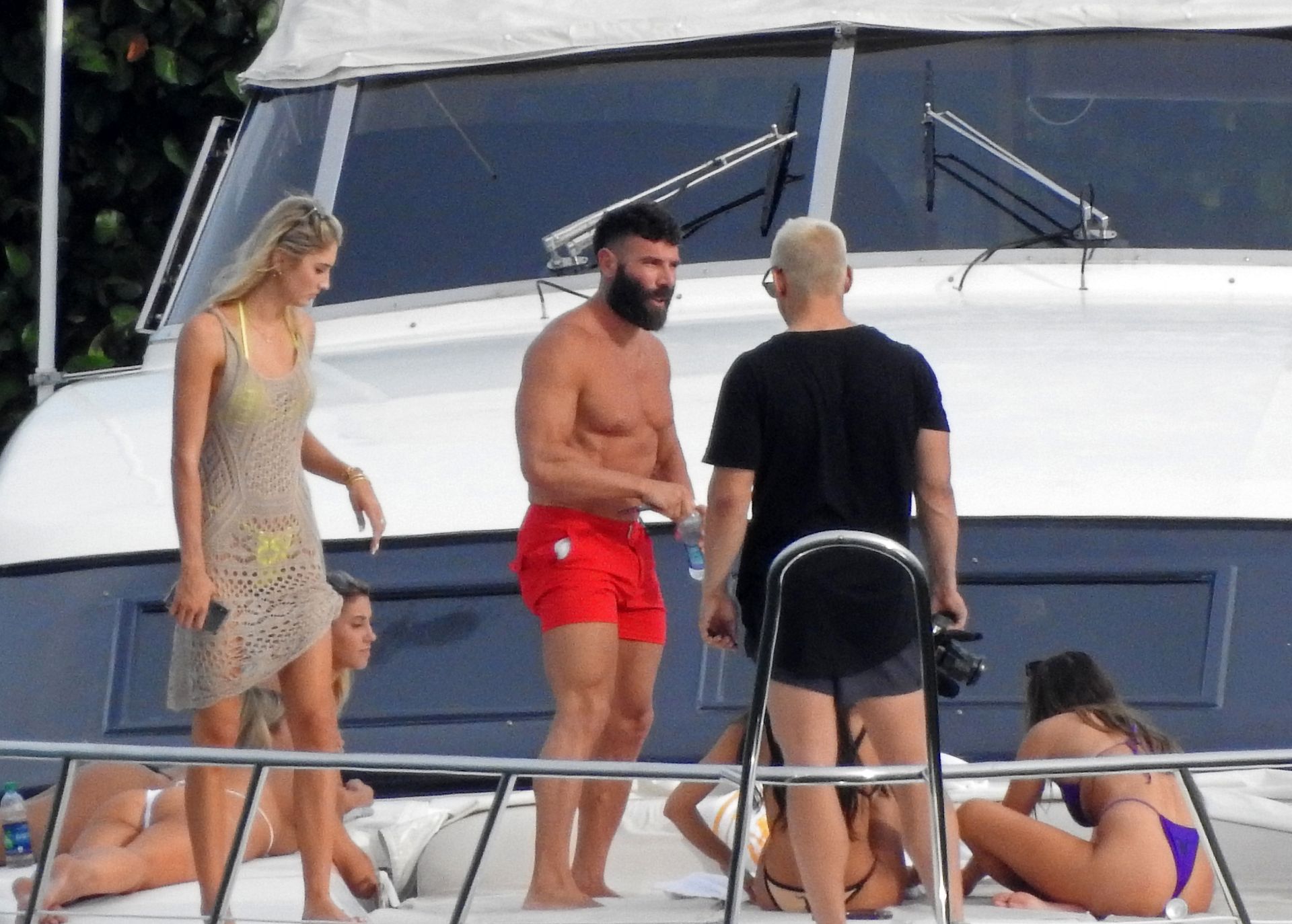 Kinsey Wolanski, Leidy Amelia, Etc Sexy 001