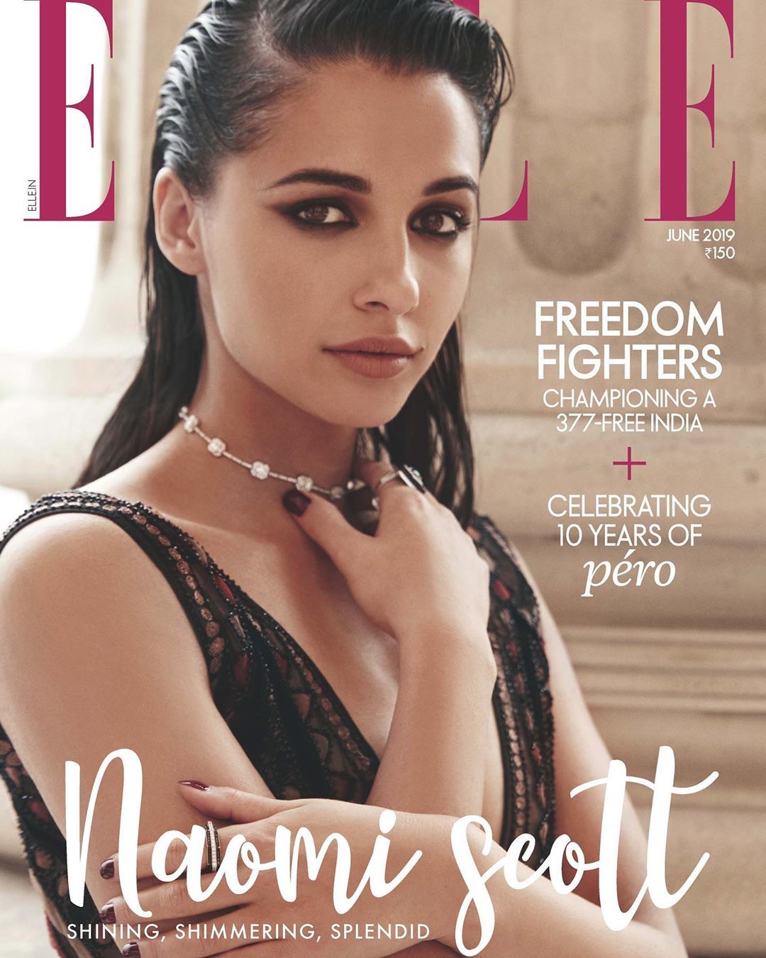 Naomi Scott Sexy 018