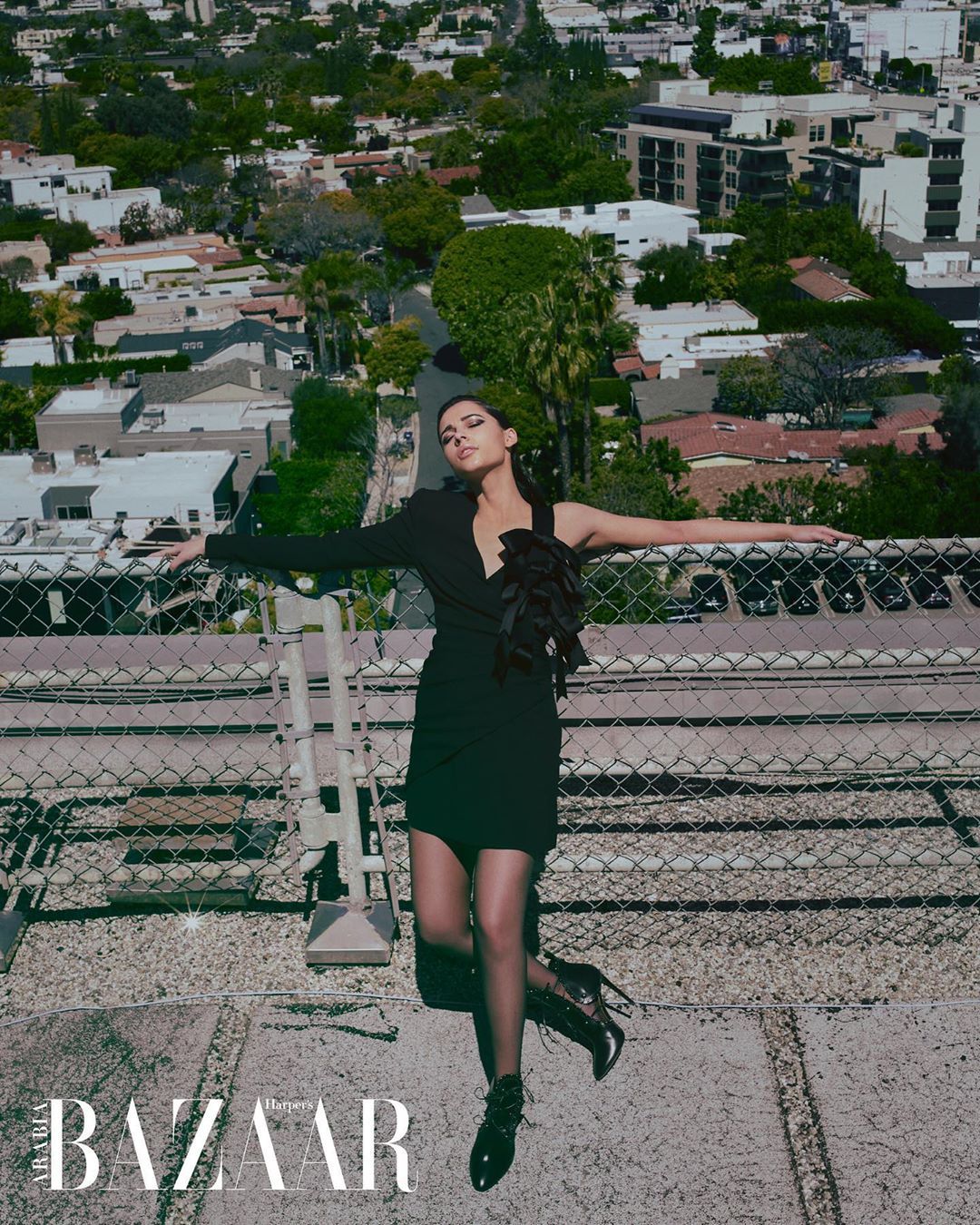 Naomi Scott Sexy 004