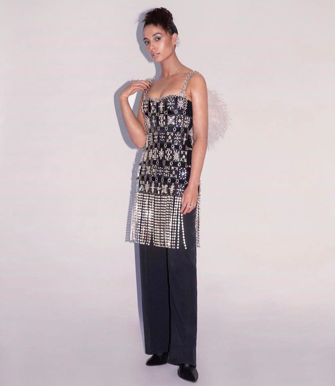 Naomi Scott Sexy 042