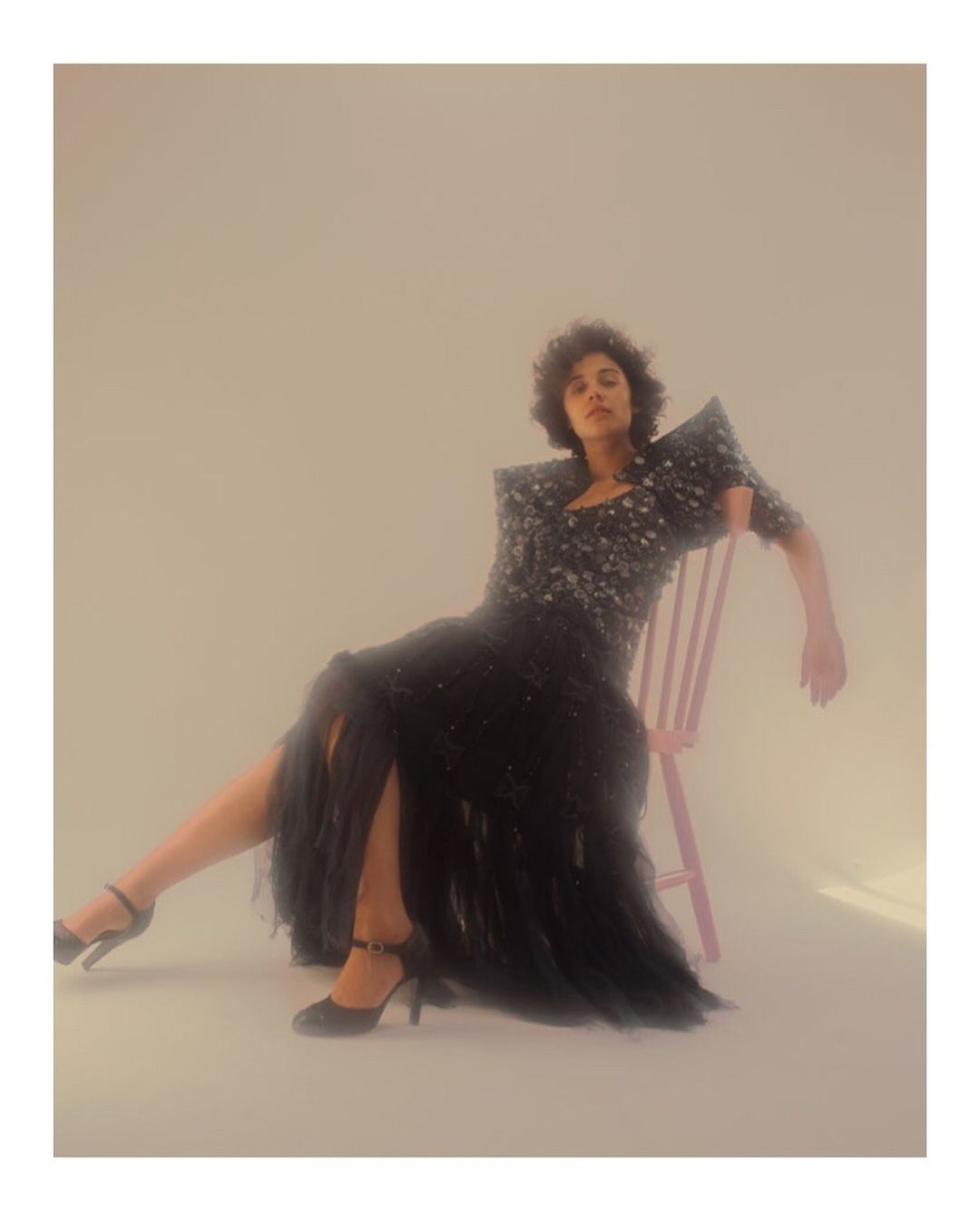 Naomi Scott Sexy 046