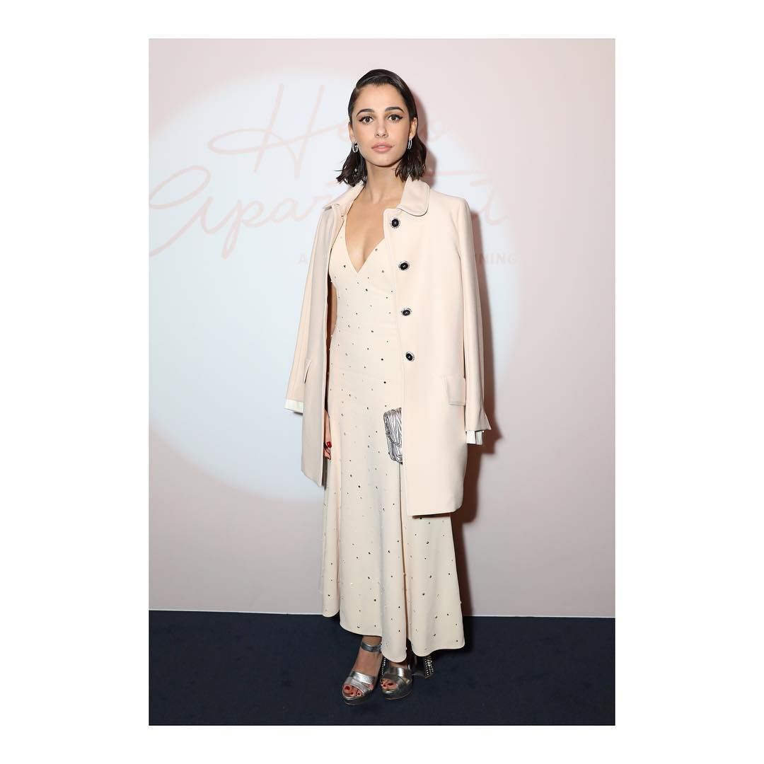 Naomi Scott Sexy 048