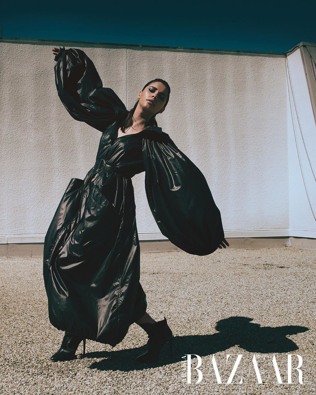 Naomi Scott Sexy 007