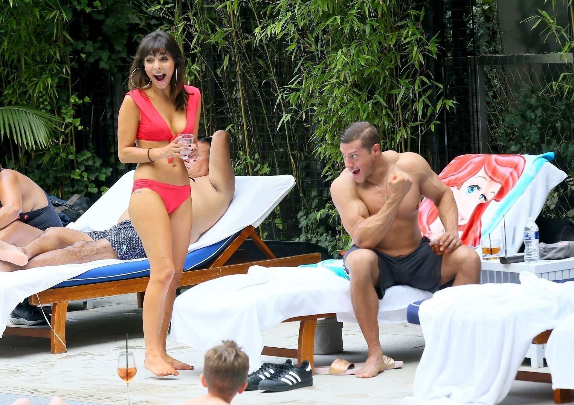 Roxanne Pallett Sexy 019