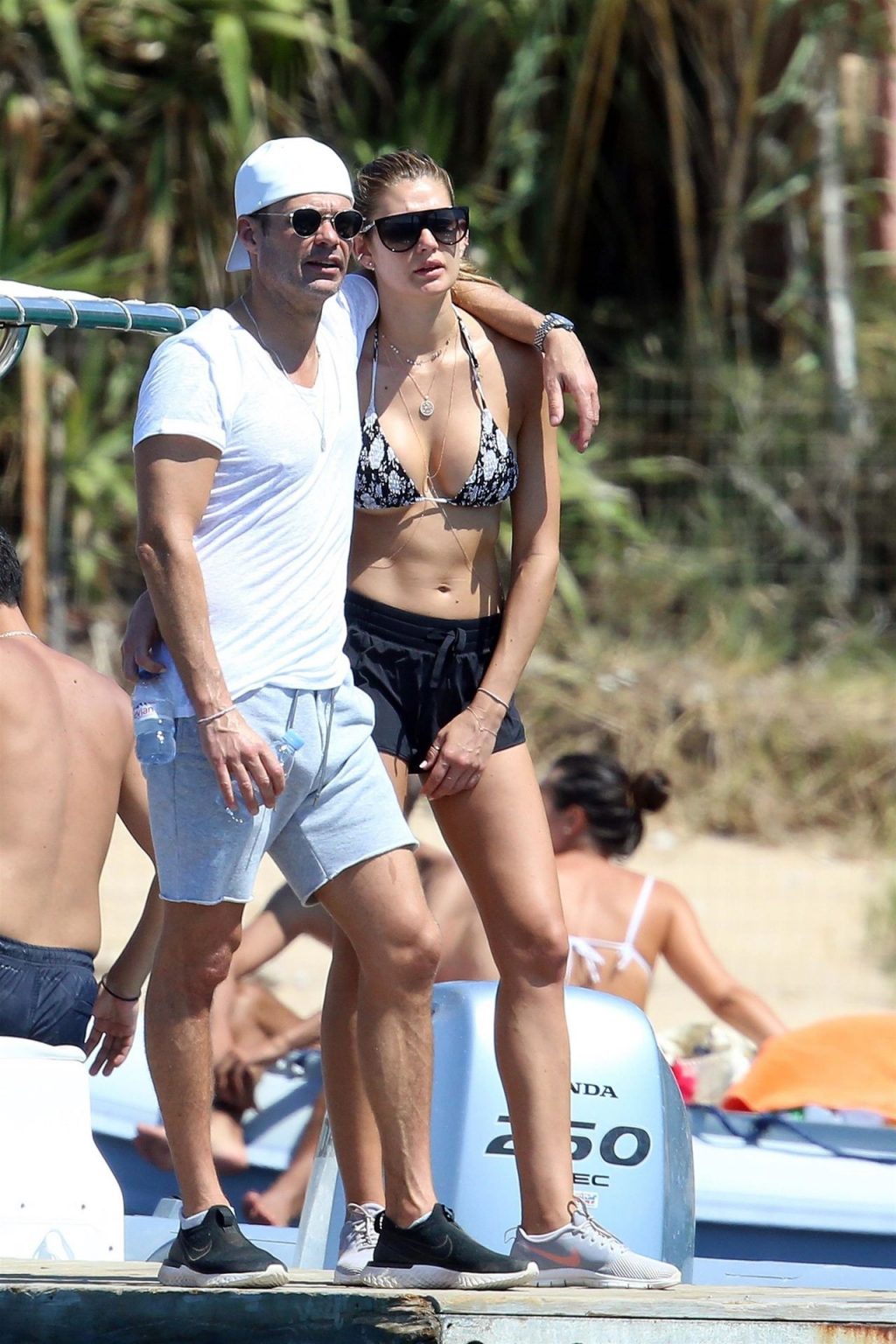 Shayna Taylor Sexy Thefappeningblog Com 26 1024x1536