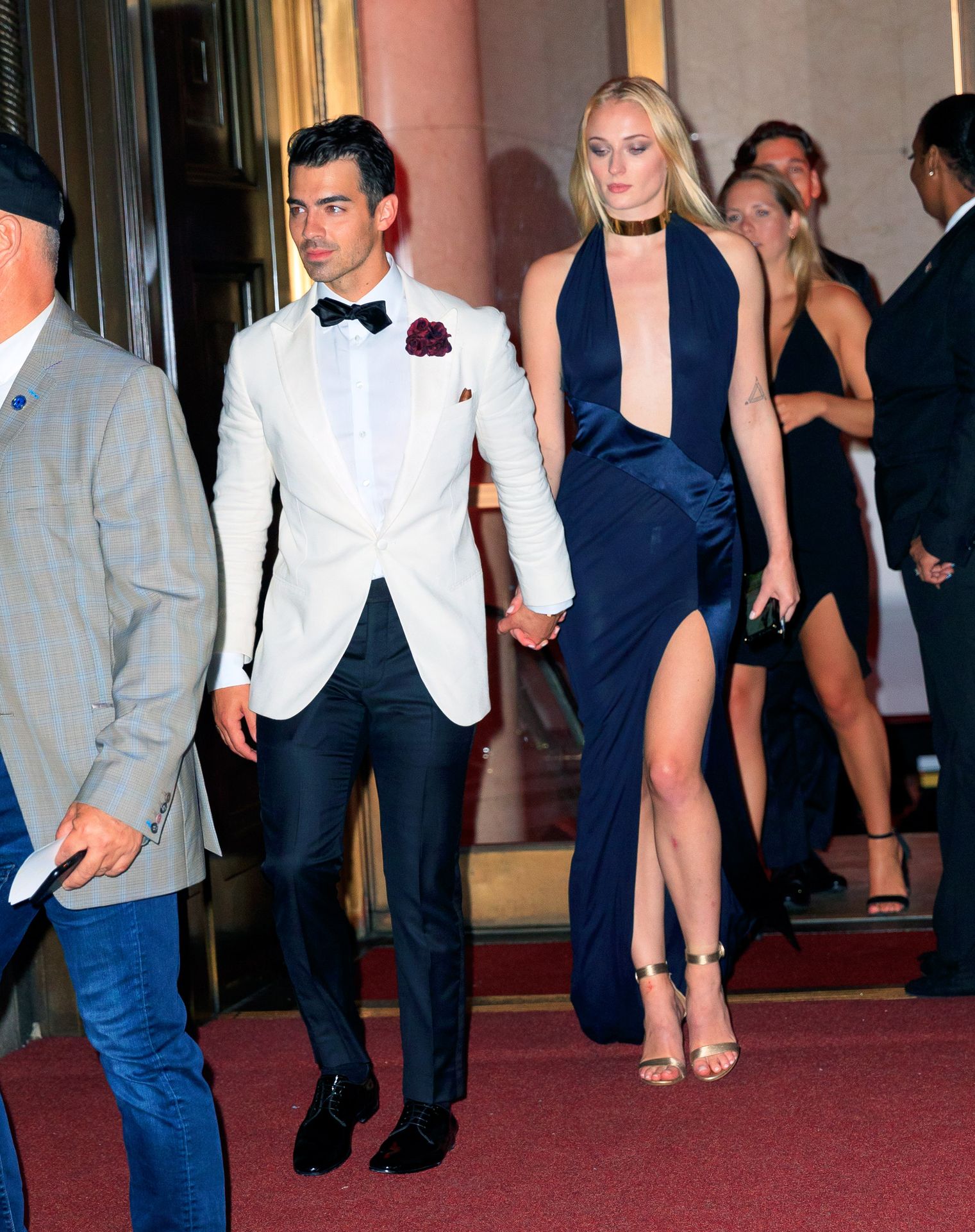 Sophie Turner Braless 013