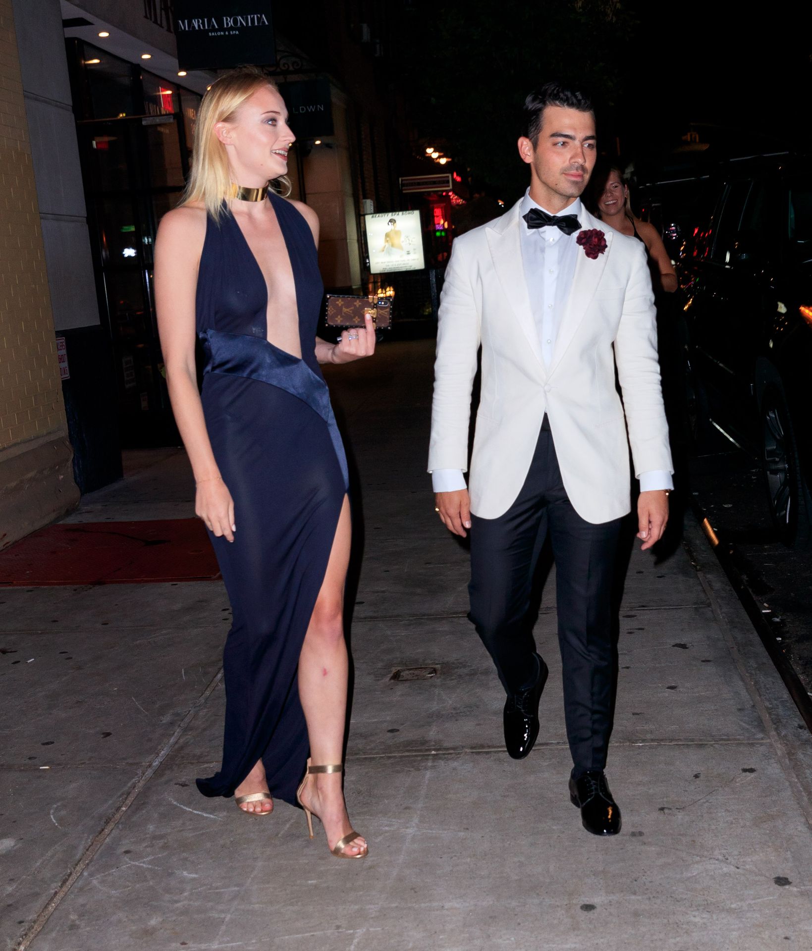 Sophie Turner Braless 009