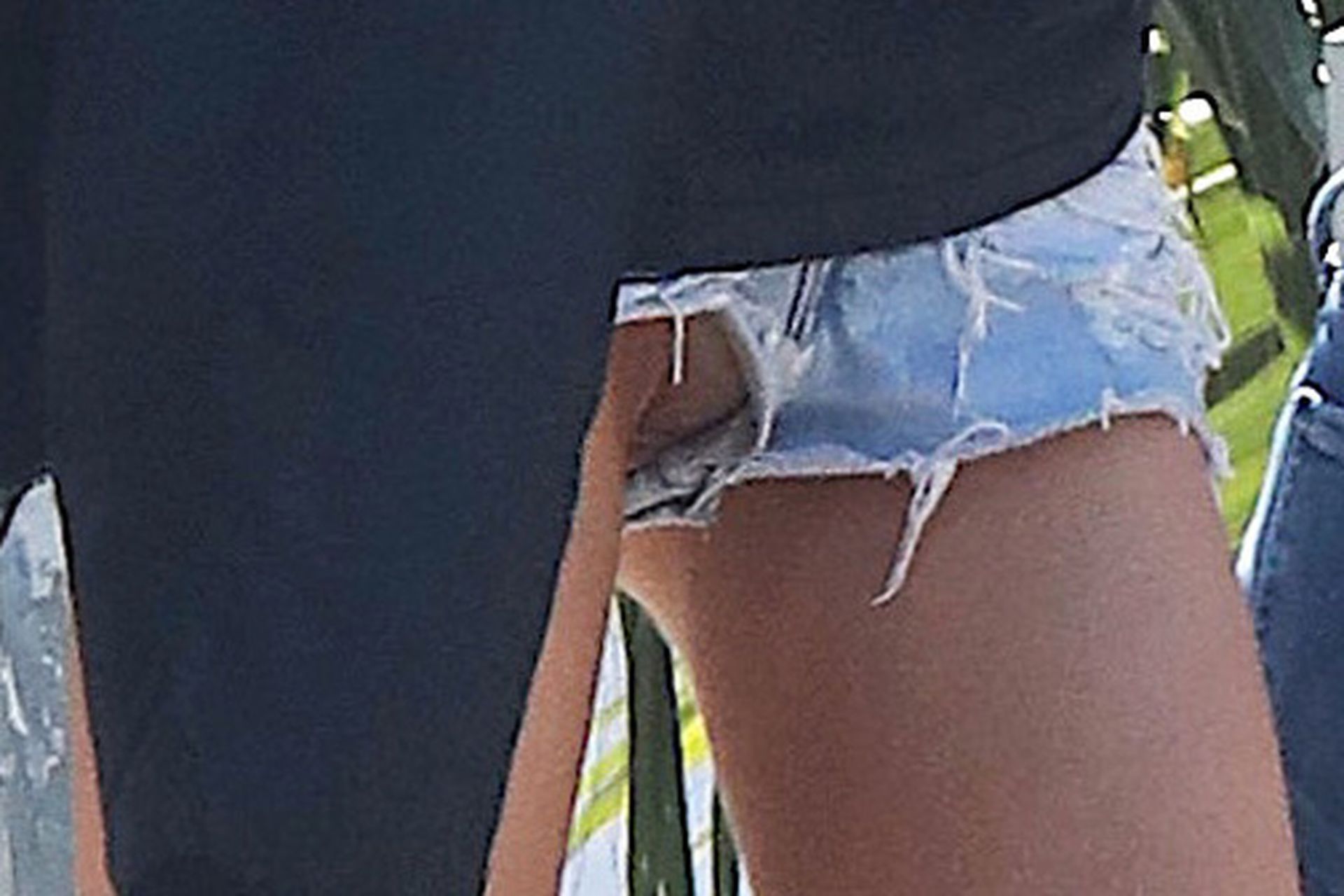 Stella Maxwell Upshorts 011