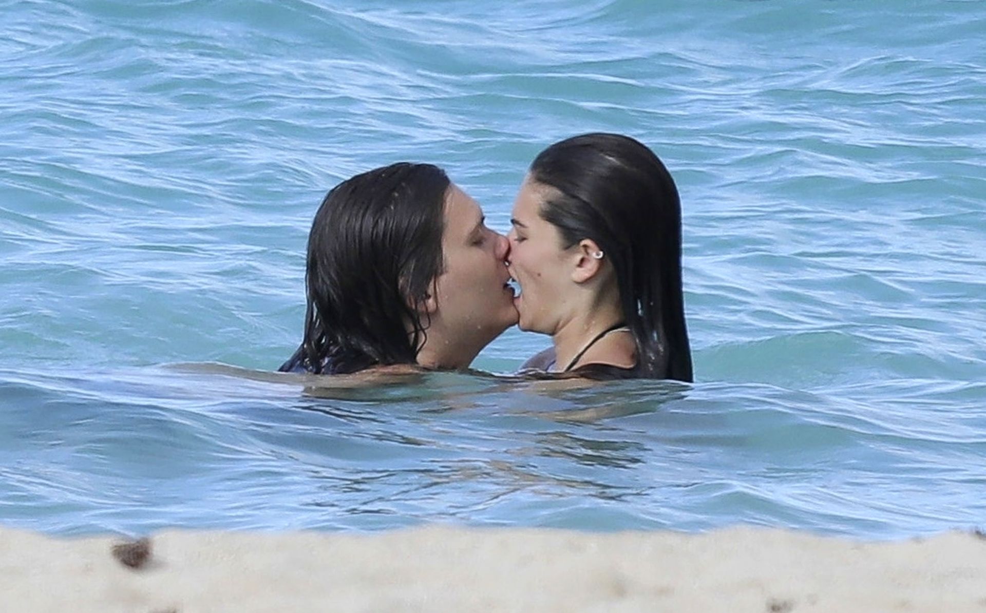 Thylane Blondeau Sexy 006