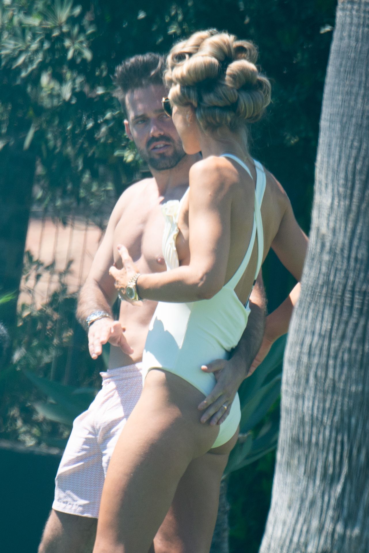 Vogue Williams Sexy 011