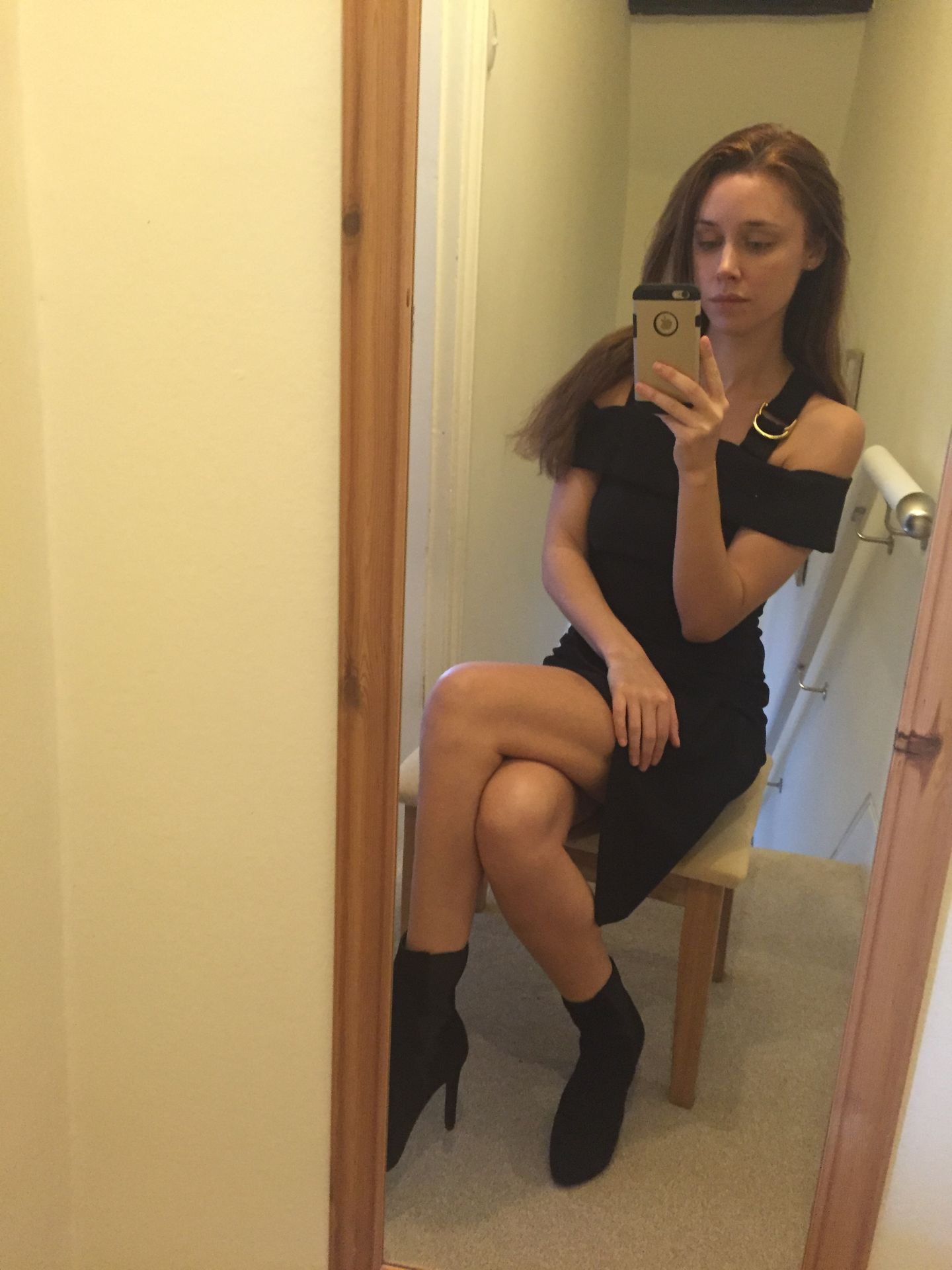 Una Healy Nude & Sexy Leaked The Fappening 002