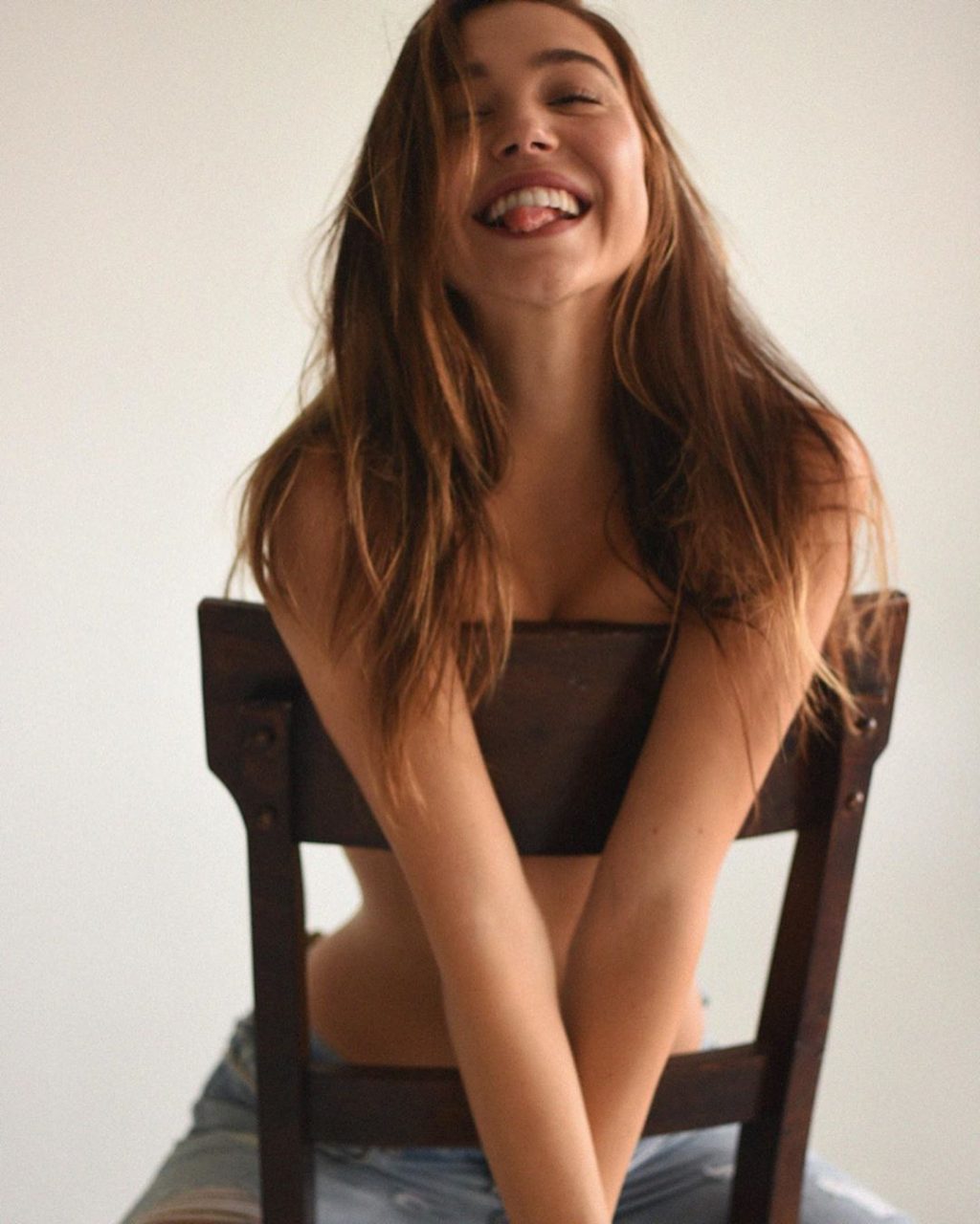 Alexis Ren Sexy Topless Thefappeningblog Com 14 1024x1280