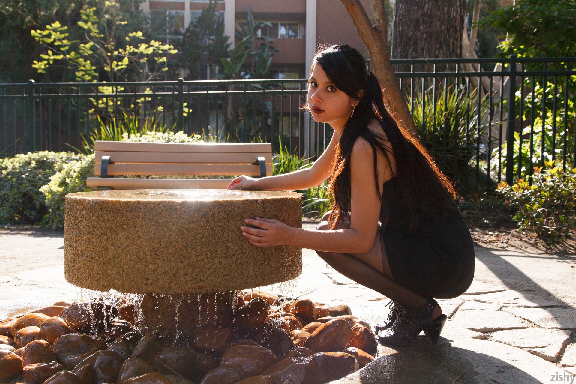 Amber Santos Bentleys And No Fux Zishy (12)