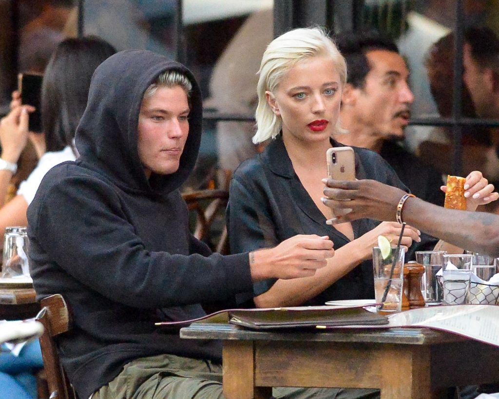 Caroline Vreeland Sexy Thefappeningblog Com 16 1024x819