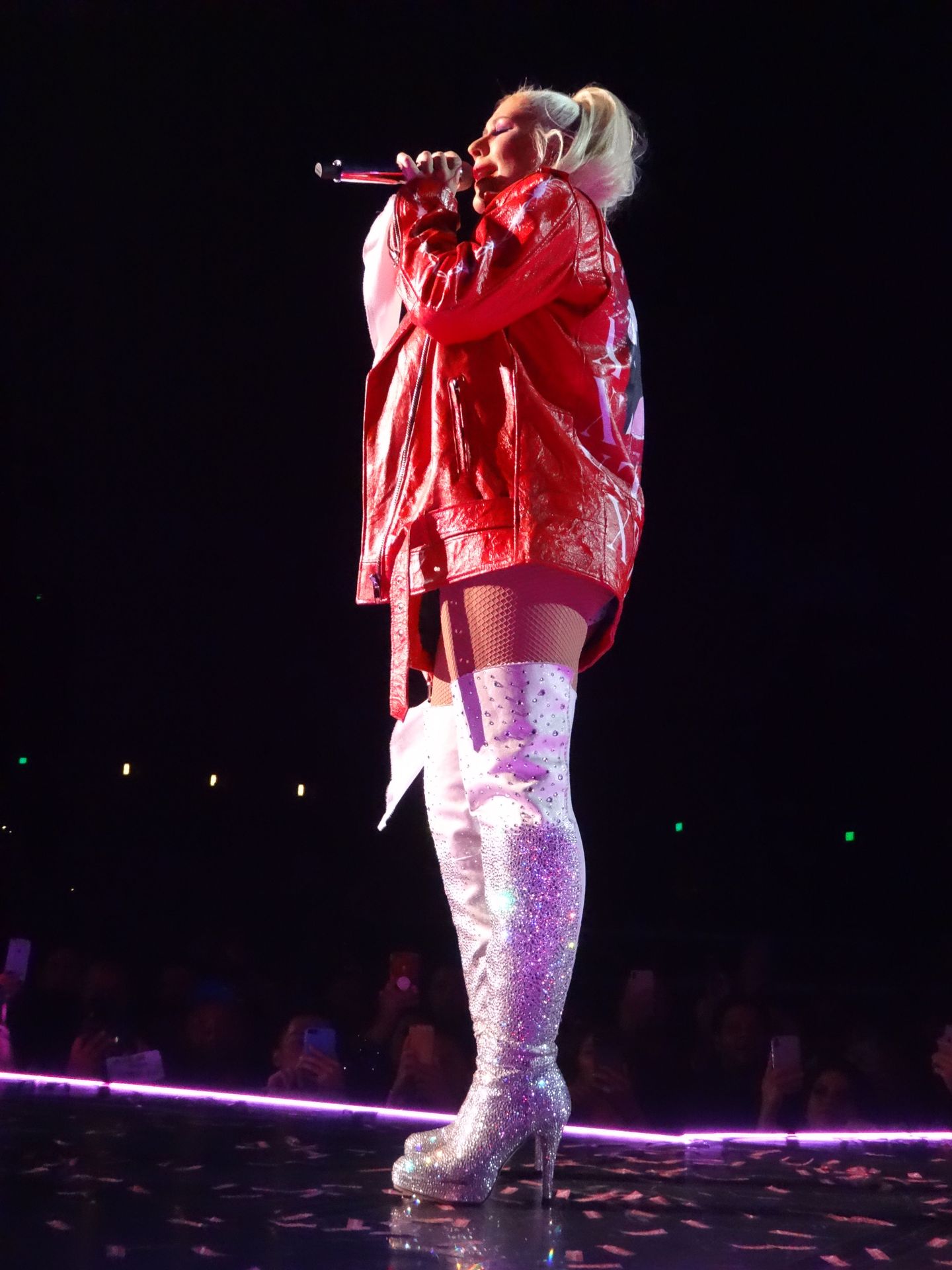 Christina Aguilera’s Wardrobe Malfunction 048