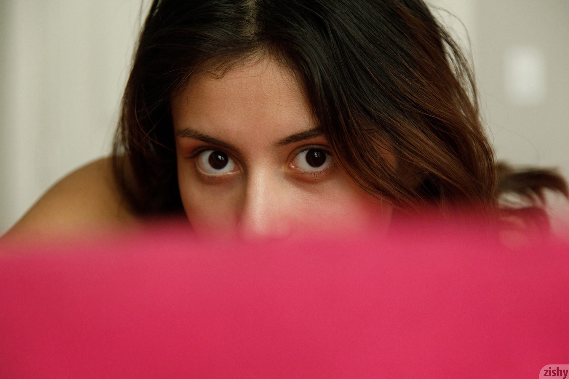 Emelia Pearl Thin And Crispy Zishy (46)