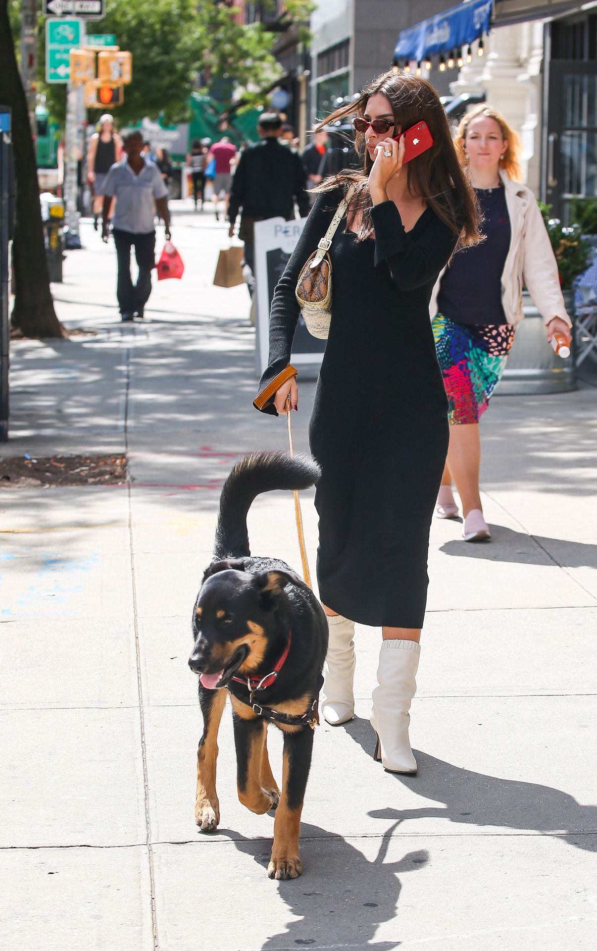 Emily Ratajkowski Sexy 020