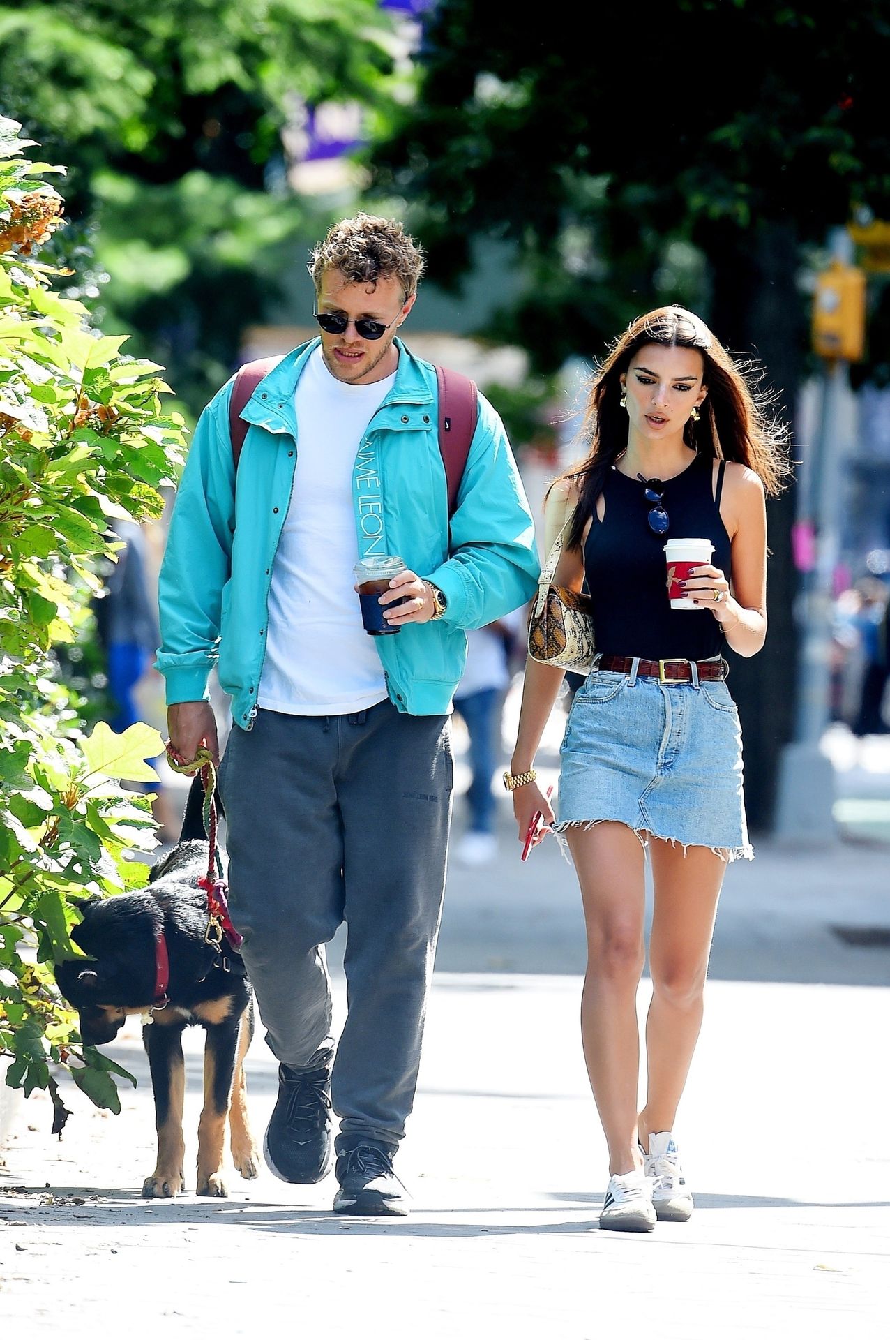 Emily Ratajkowski Sexy (20)