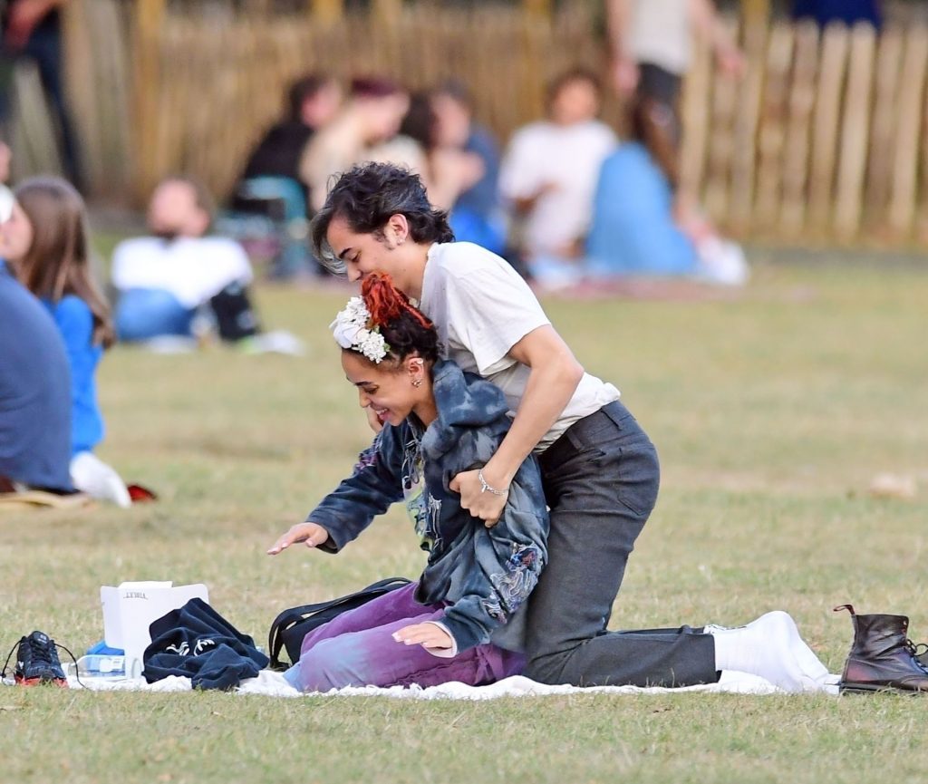 Fka Twigs Sexy Thefappeningblog Com 31 1024x865