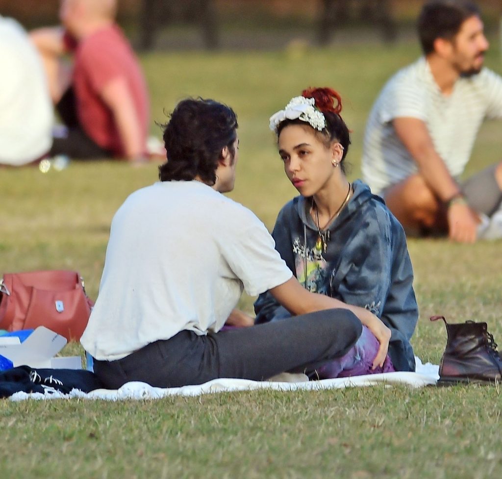 Fka Twigs Sexy Thefappeningblog Com 63 1024x977