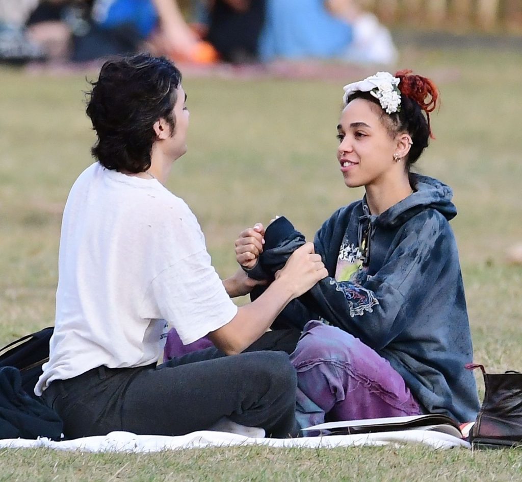 Fka Twigs Sexy Thefappeningblog Com 68 1024x944