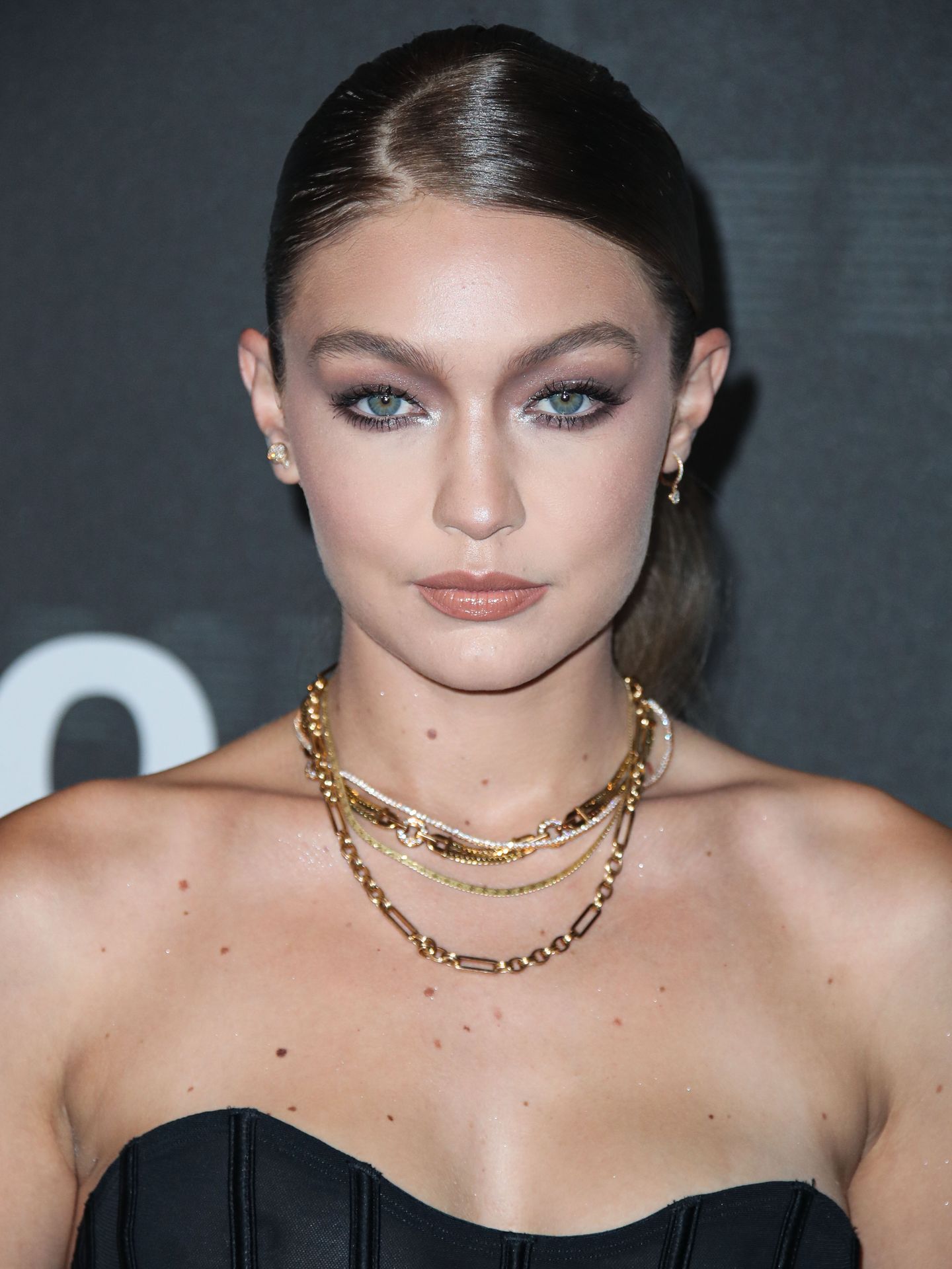 Gigi Hadid See Through 099