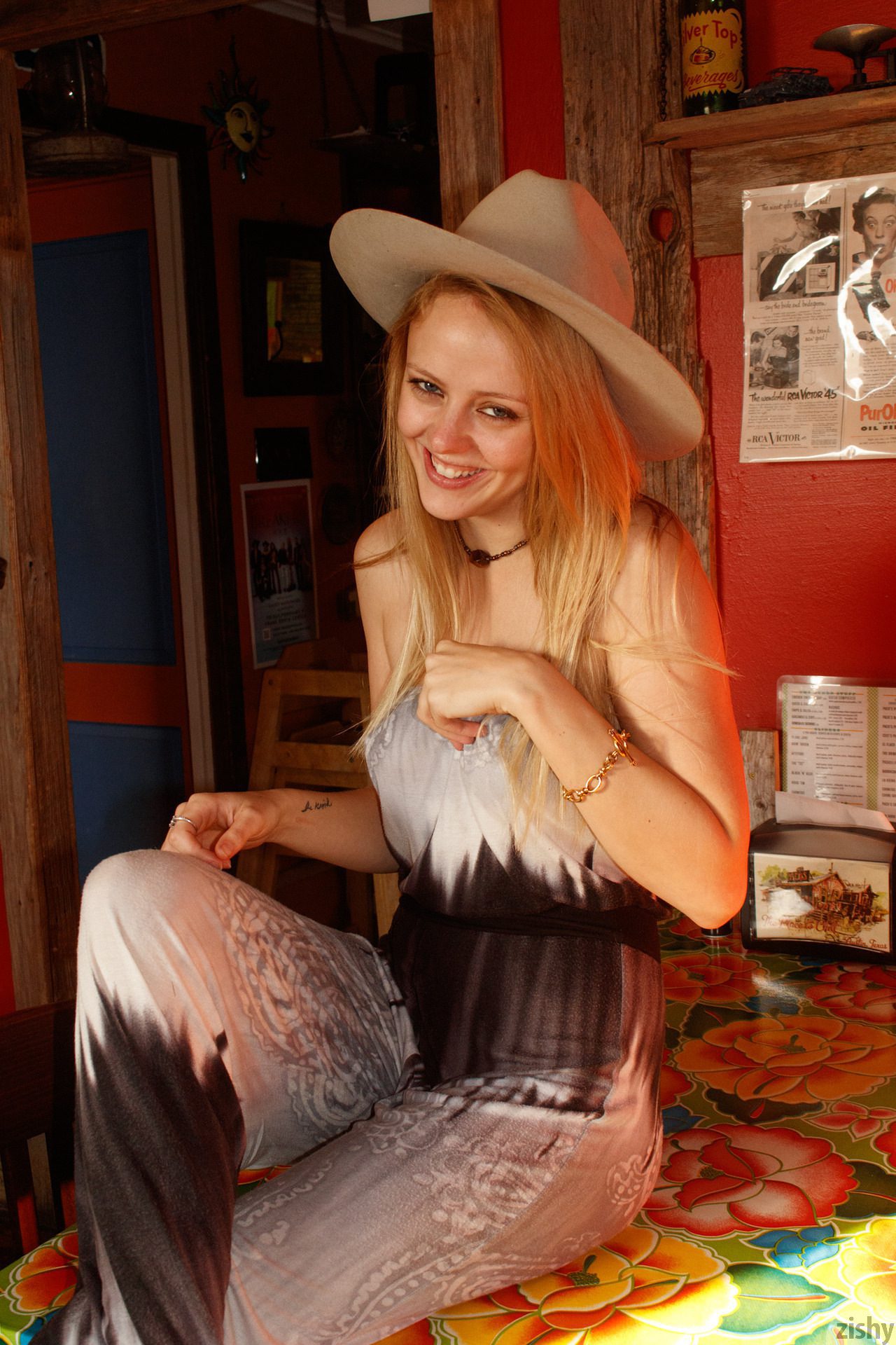 Helen Bergstrom Holy Guacamole Zishy (17)